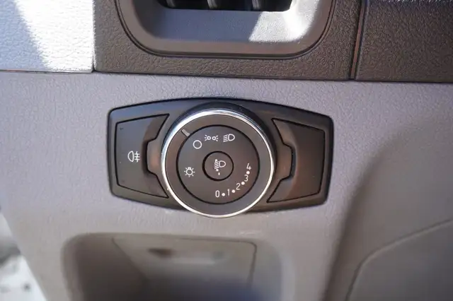 Ford Transit view 14