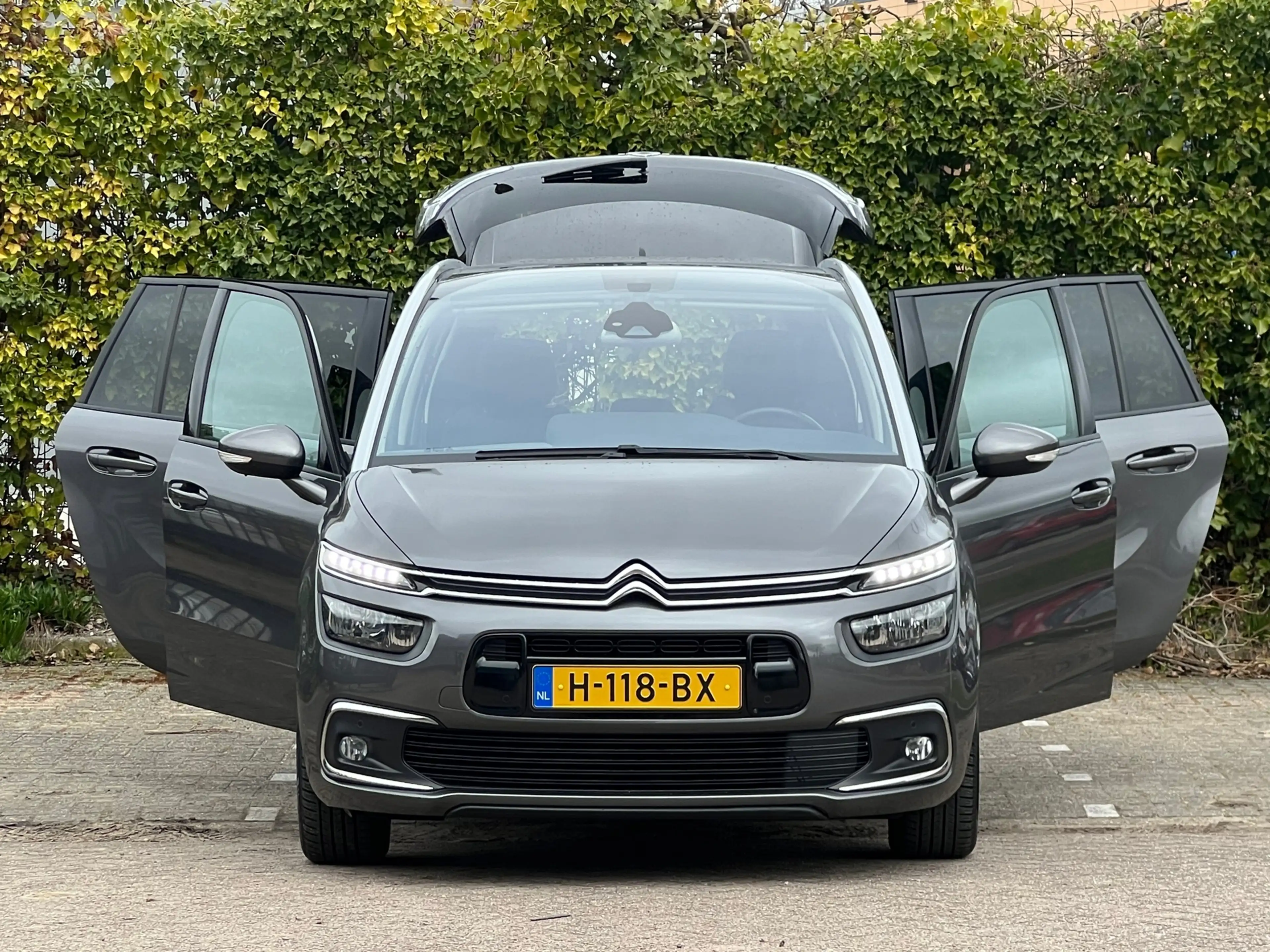 Citroen Grand C4 SpaceTourer 1.2 PureTech Business - Gris Platinium - Carplay/C — photo 6