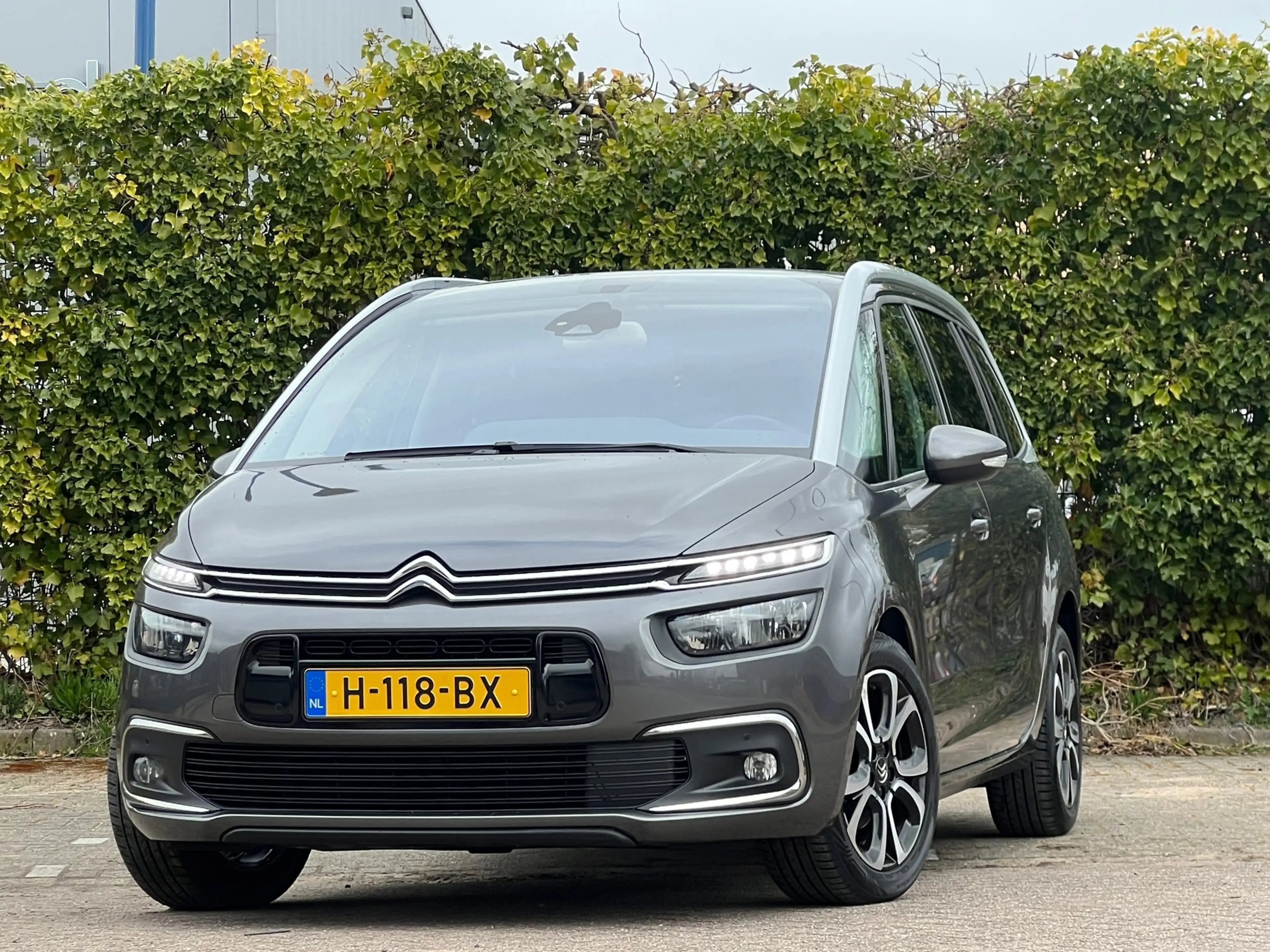 Citroen Grand C4 SpaceTourer 1.2 PureTech Business - Gris Platinium - Carplay/C — photo 2