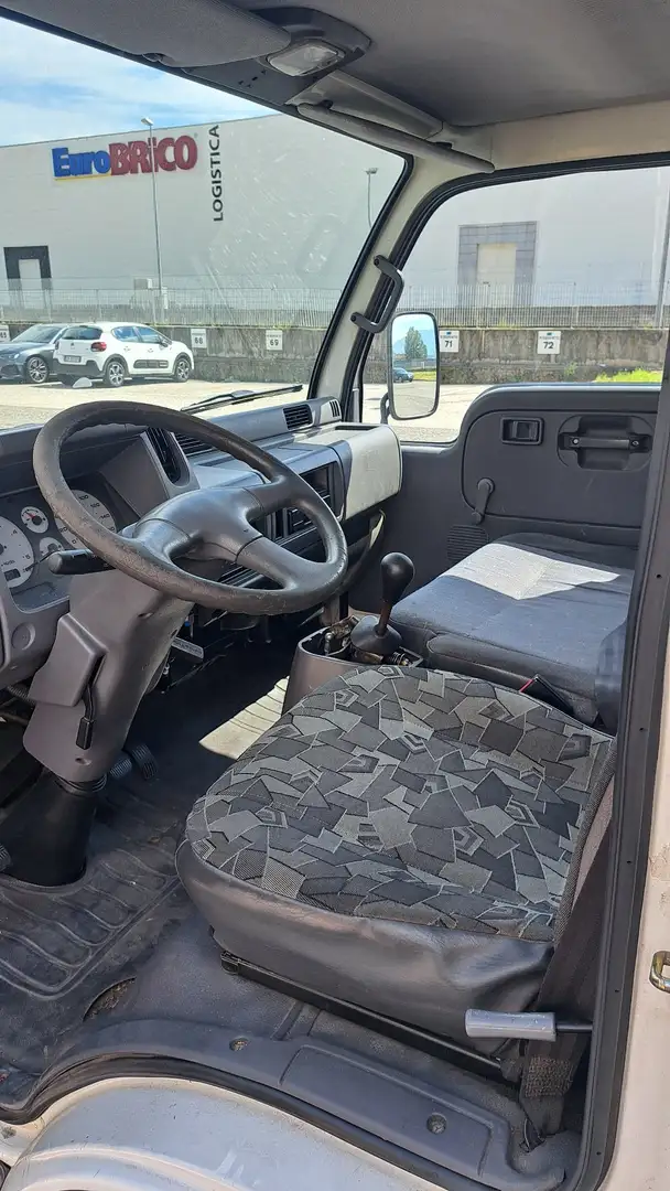 Nissan Cabstar cassonato con sponda - 2