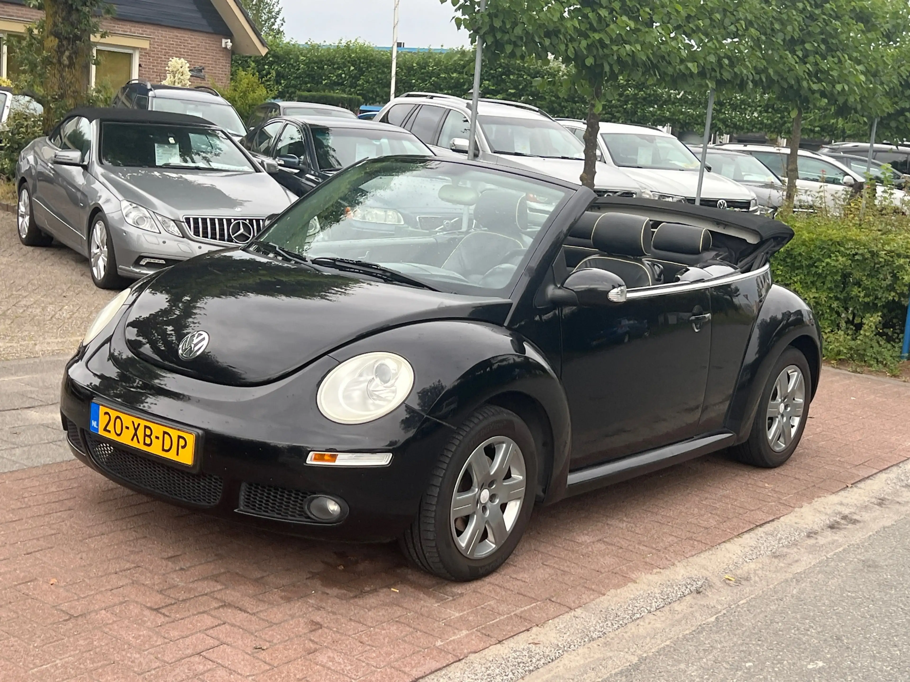 Volkswagen New Beetle Cabriolet 1.6 Highline | Airco | Leder — photo 2