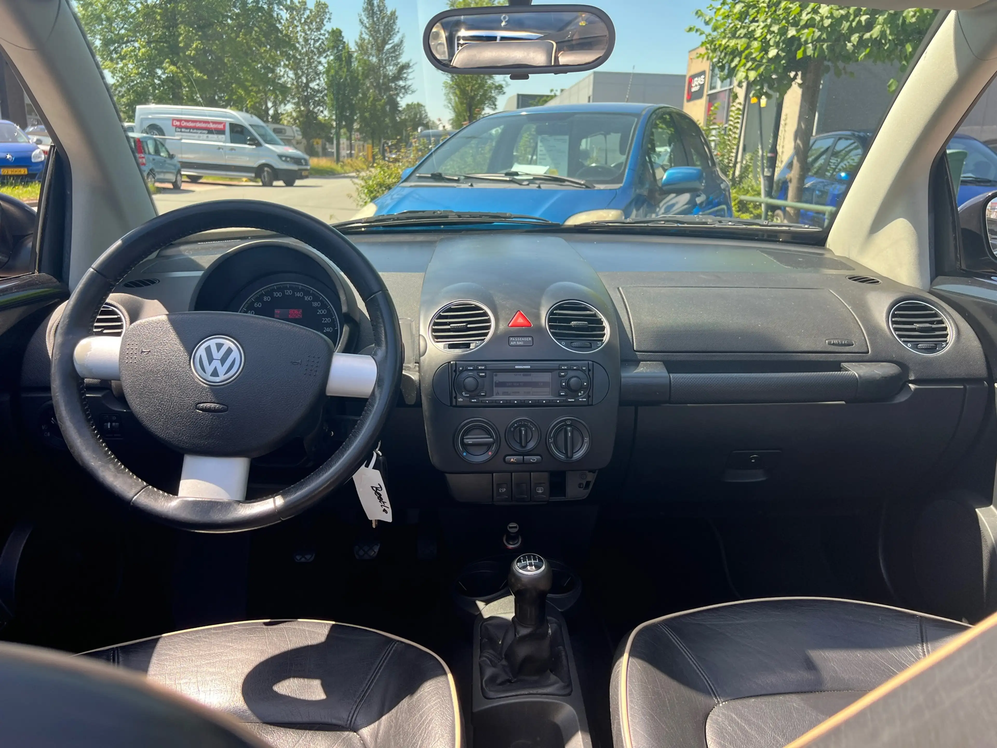 Volkswagen New Beetle Cabriolet 1.6 Highline | Airco | Leder — photo 10