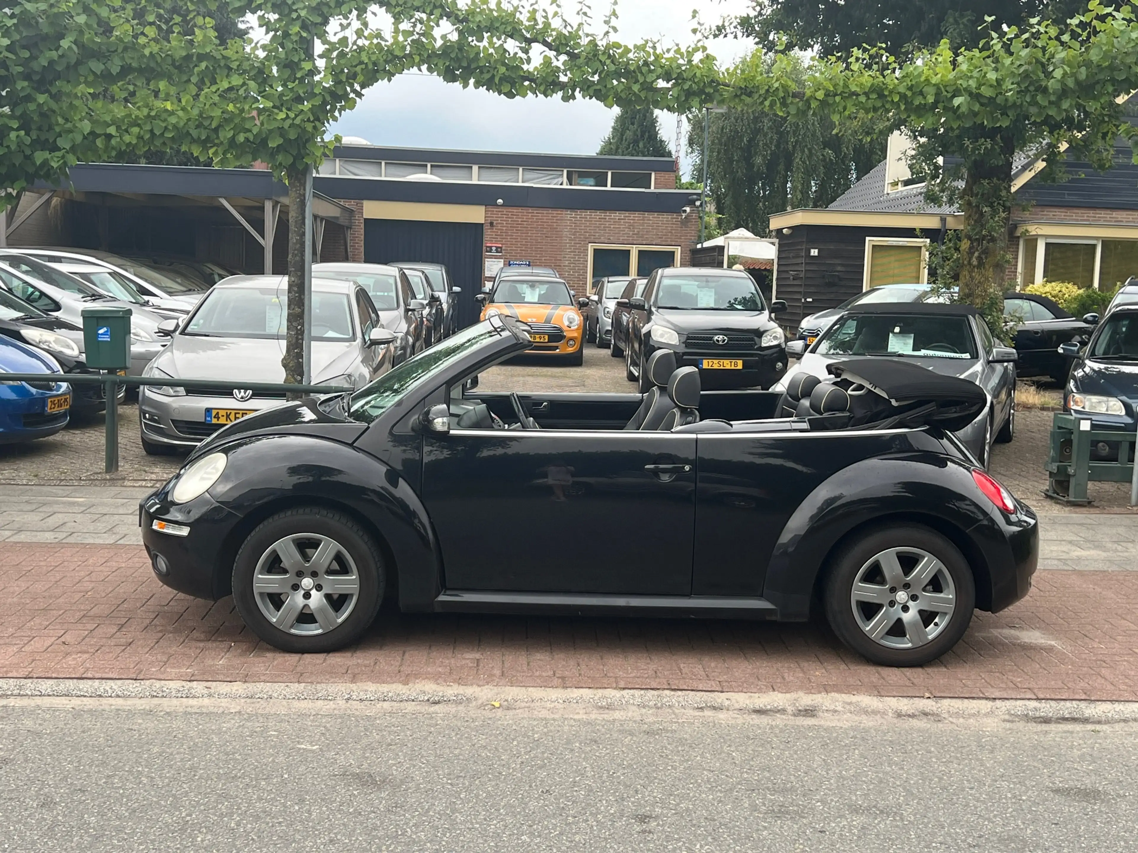 Volkswagen New Beetle Cabriolet 1.6 Highline | Airco | Leder — photo 3