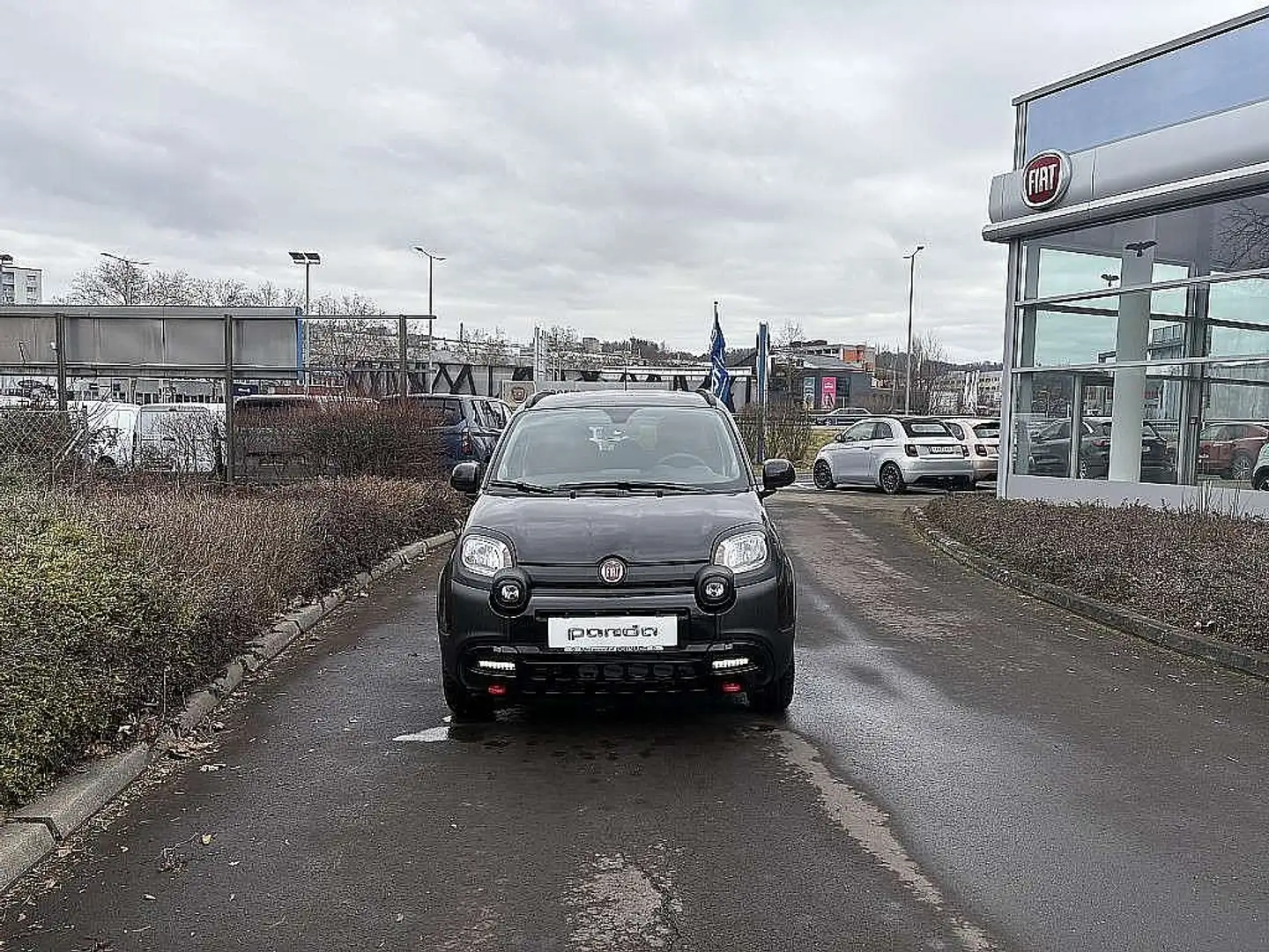Fiat Panda 4x2 FireFly Hybrid 70 Cross Schwarz - 2