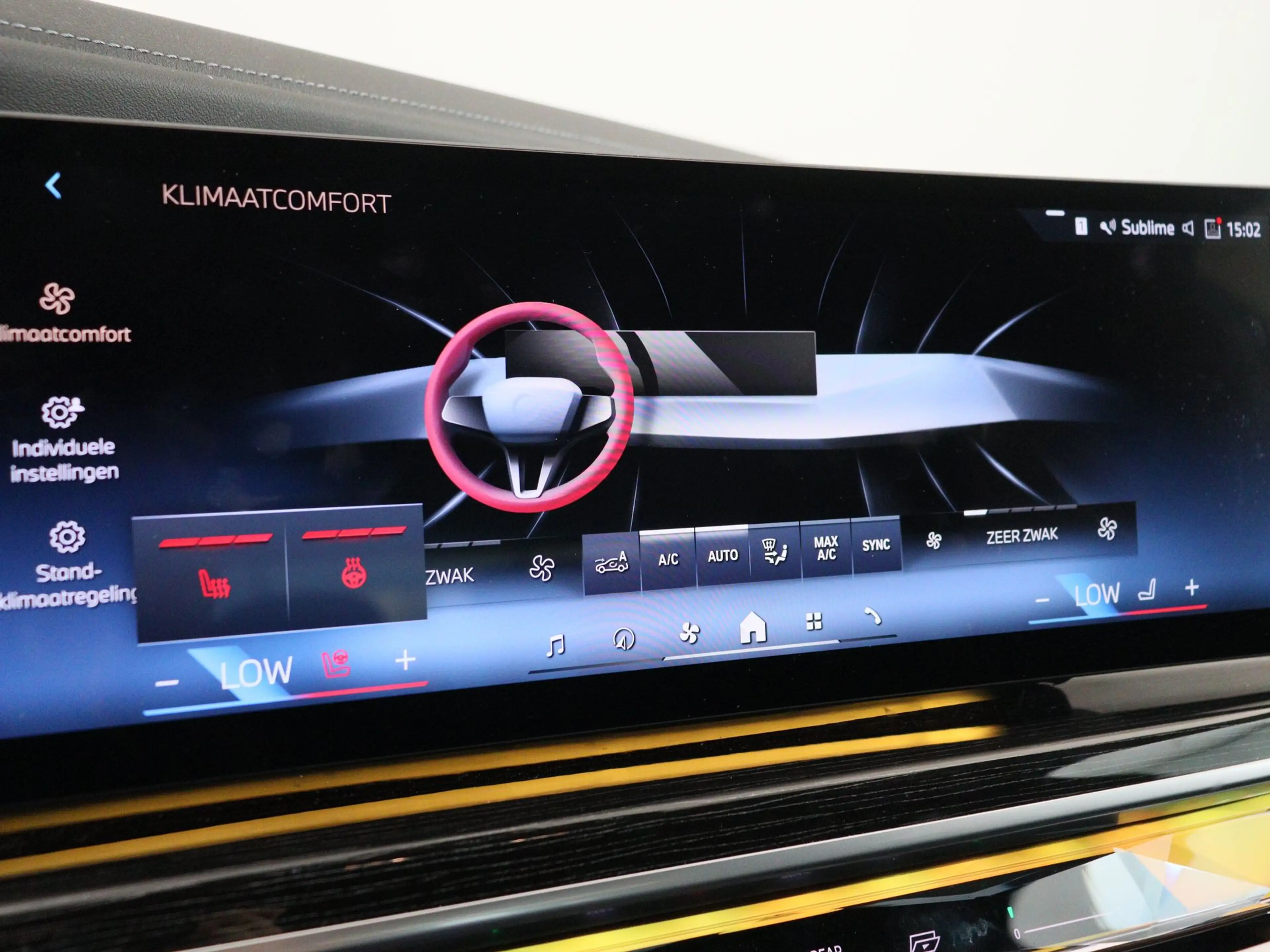 BMW i7 xDrive60 106 kWh — photo 13