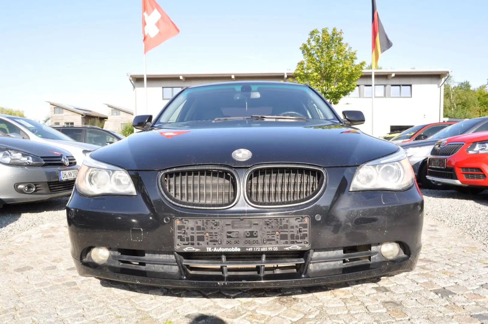 BMW 525 5 Lim. 525d /S-HEFT/XENON/TÜV NEU/NAVI/PDC Schwarz - 2