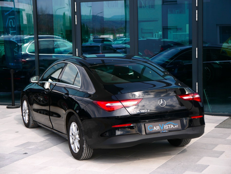 Mercedes-Benz CLA 180 d Aut. Navigation & Rückfahrkamera — photo 10