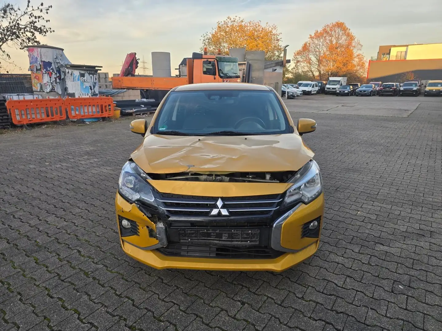 Mitsubishi Space Star Top Jaune - 1