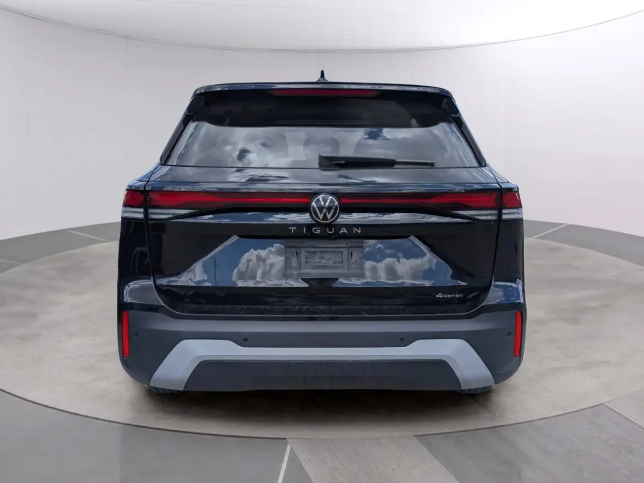 Volkswagen Tiguan снимка Volkswagen Tiguan