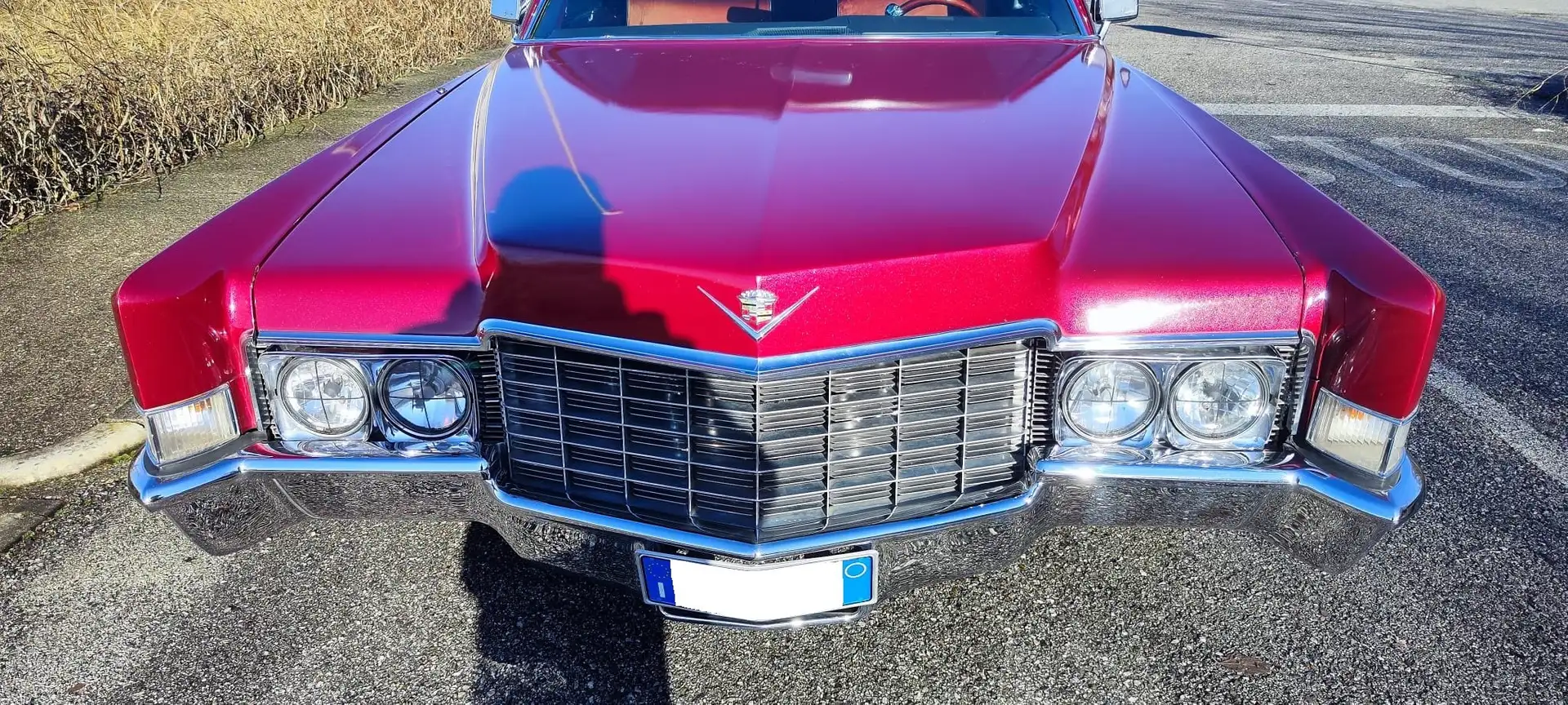 Cadillac Deville Coupe Rood - 1