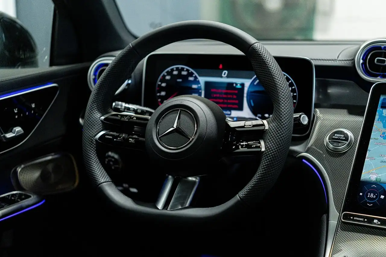 Mercedes-Benz GLC снимка Mercedes-Benz GLC