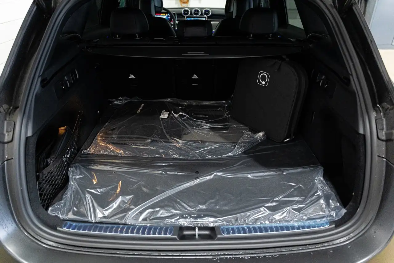 Mercedes-Benz GLC снимка Mercedes-Benz GLC