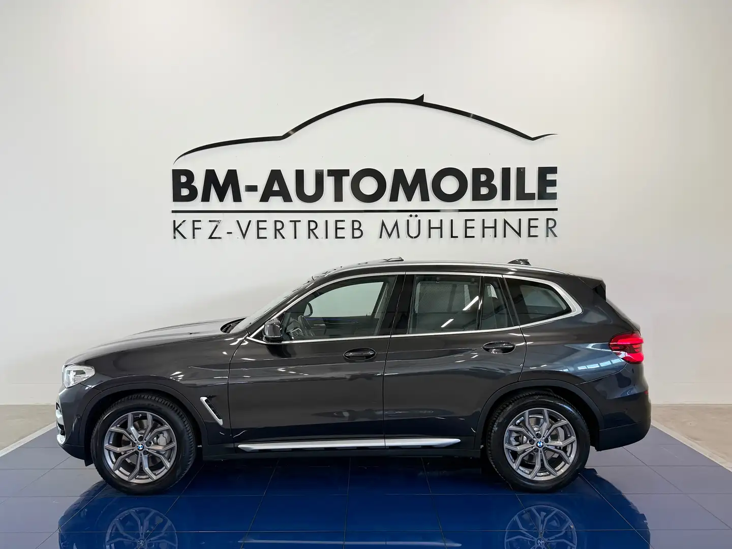 BMW X3 xDrive30d 48V X-Line,AHK,Panorama,HeadUp,Leder, Grau - 1