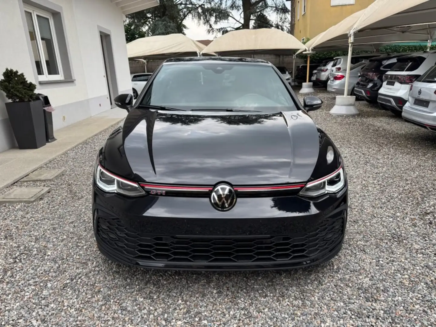Volkswagen Golf 2.0 TSI GTI DSG Schwarz - 2