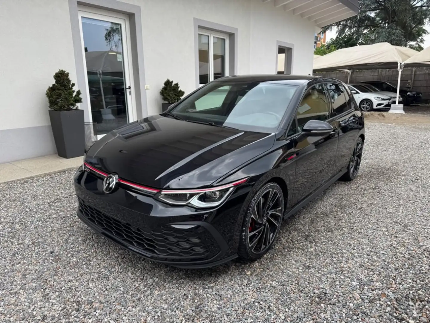Volkswagen Golf 2.0 TSI GTI DSG Schwarz - 1