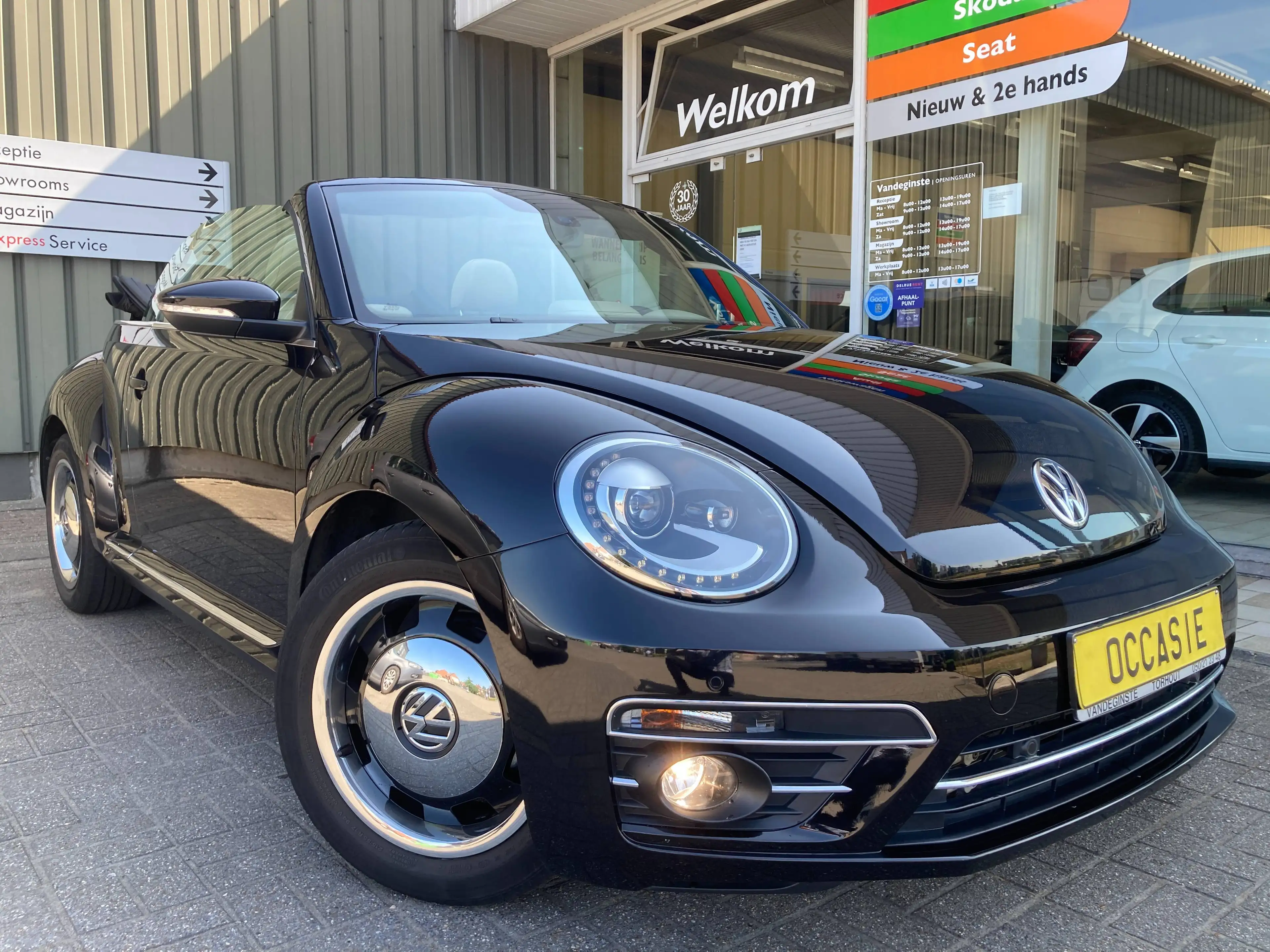 Volkswagen Beetle Cabrio -GPS -LEDER Sportzetels -Airco -LED -Camera -Windscherm -Last Edition -2018!!! — photo 10