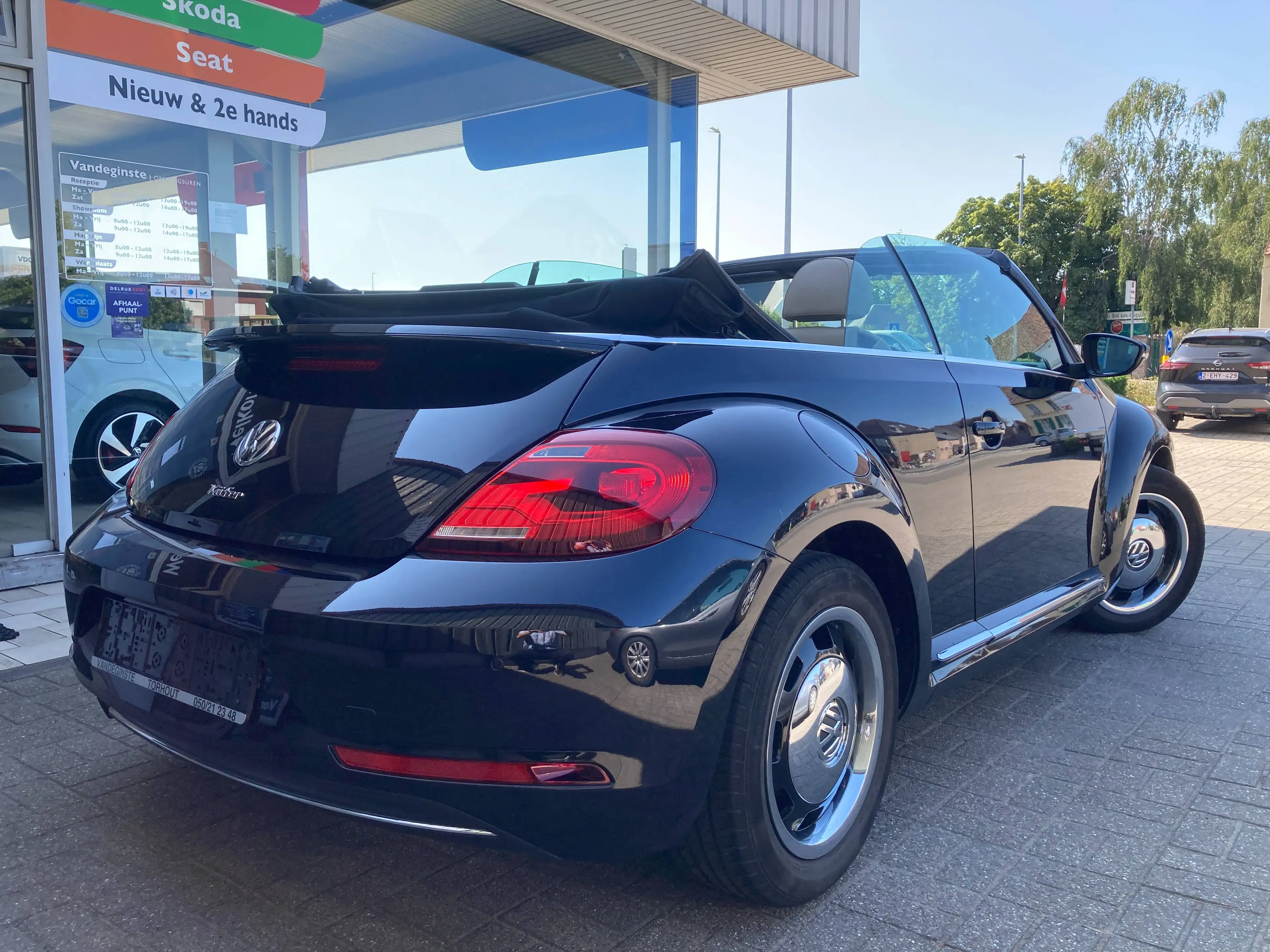 Volkswagen Beetle Cabrio -GPS -LEDER Sportzetels -Airco -LED -Camera -Windscherm -Last Edition -2018!!! — photo 8