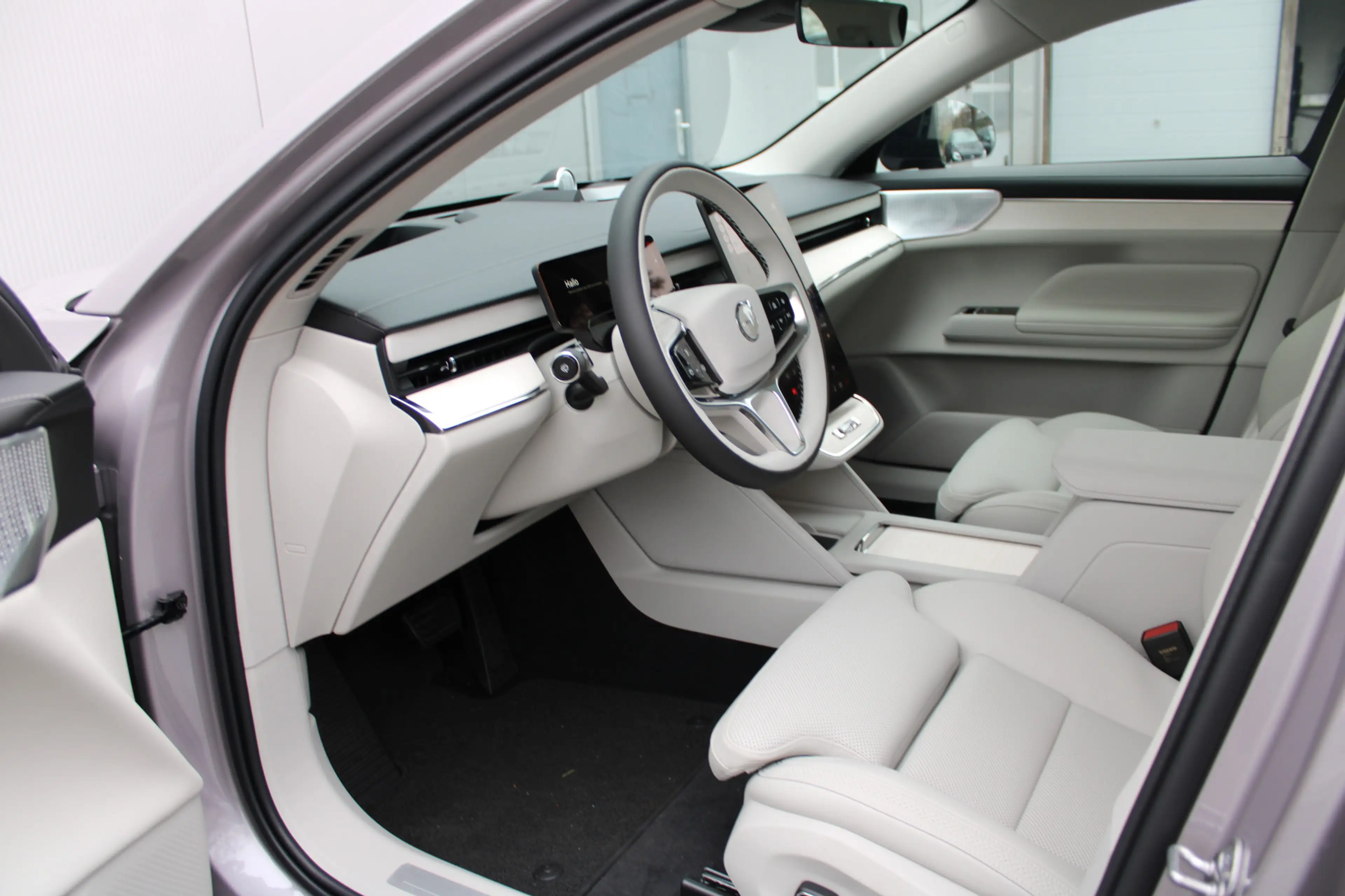 Volvo ES90 Single Motor Extended Range Ultra 92 kWh — photo 15