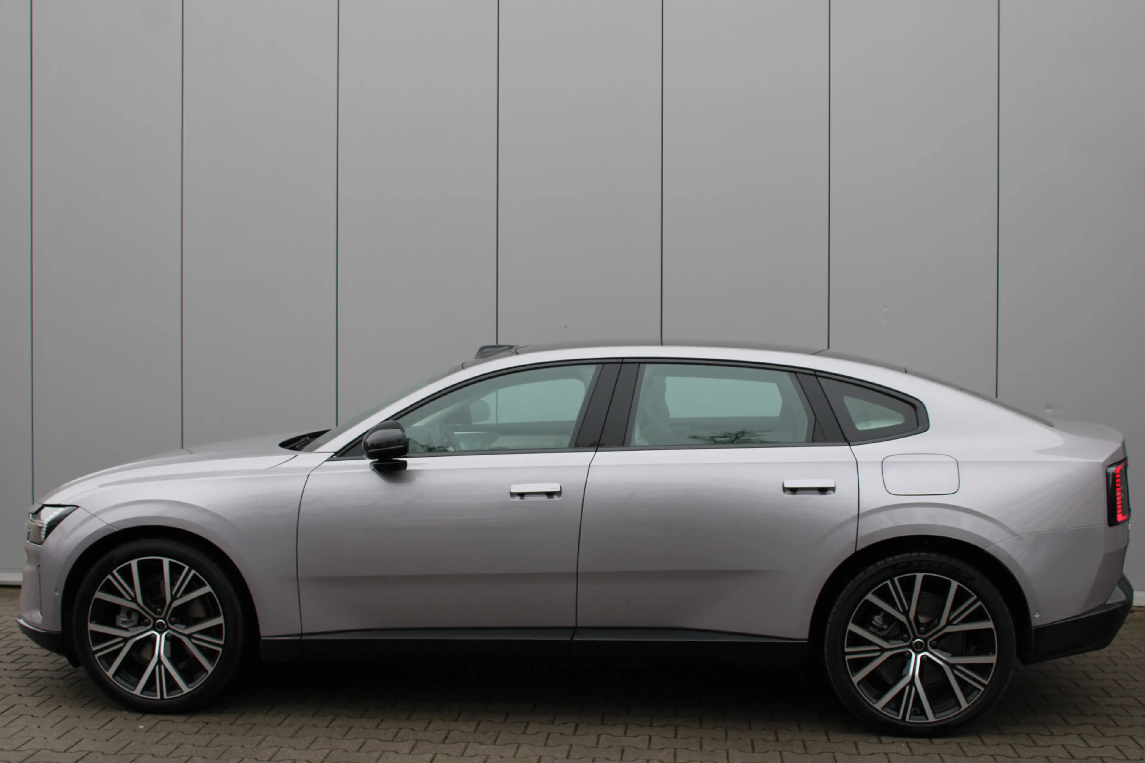 Volvo ES90 Single Motor Extended Range Ultra 92 kWh — photo 5