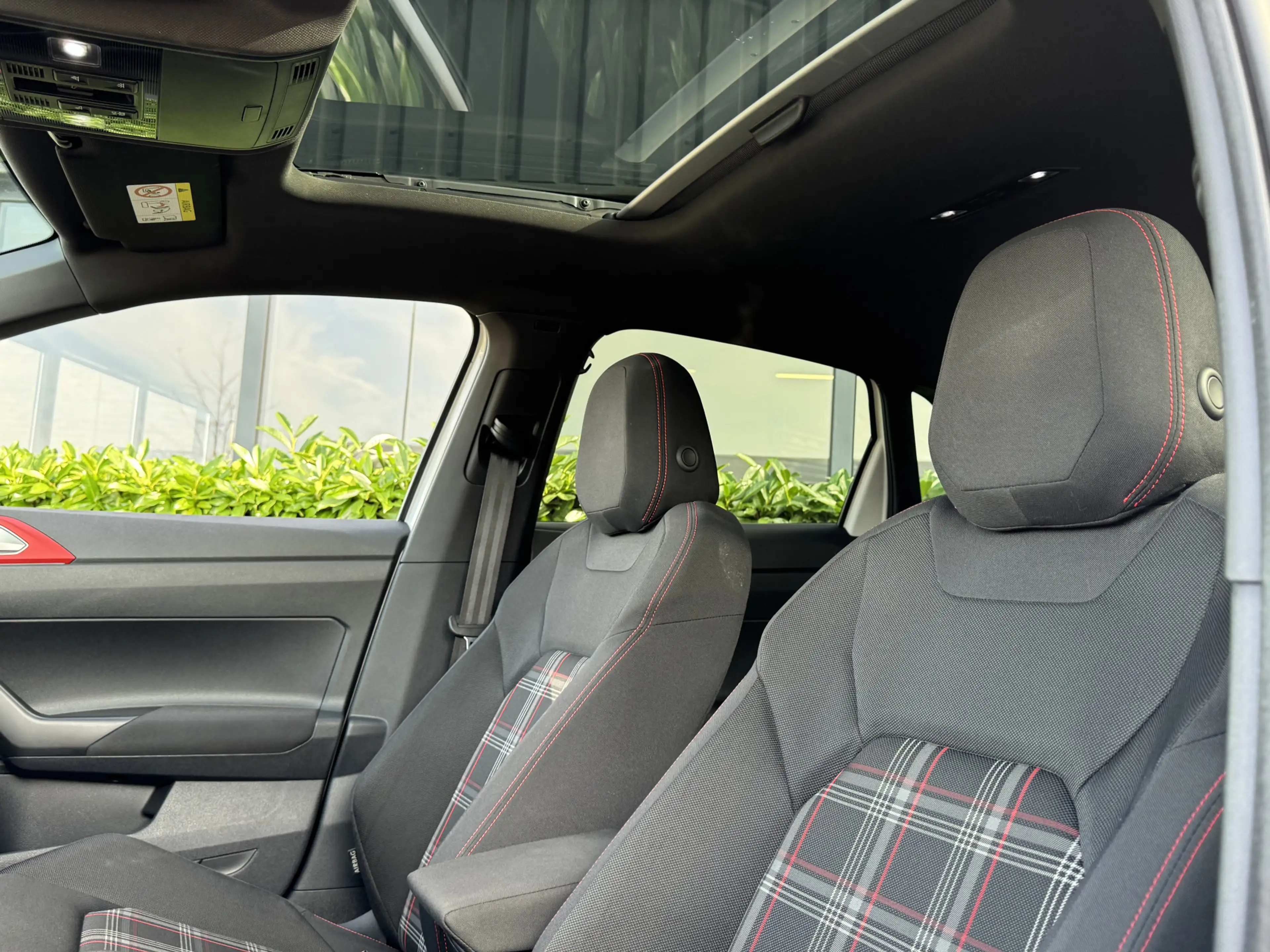 Volkswagen Polo GTI 2.0 TSI 200pk DSG / Aut. Panoramadak Virtual Beats — photo 14