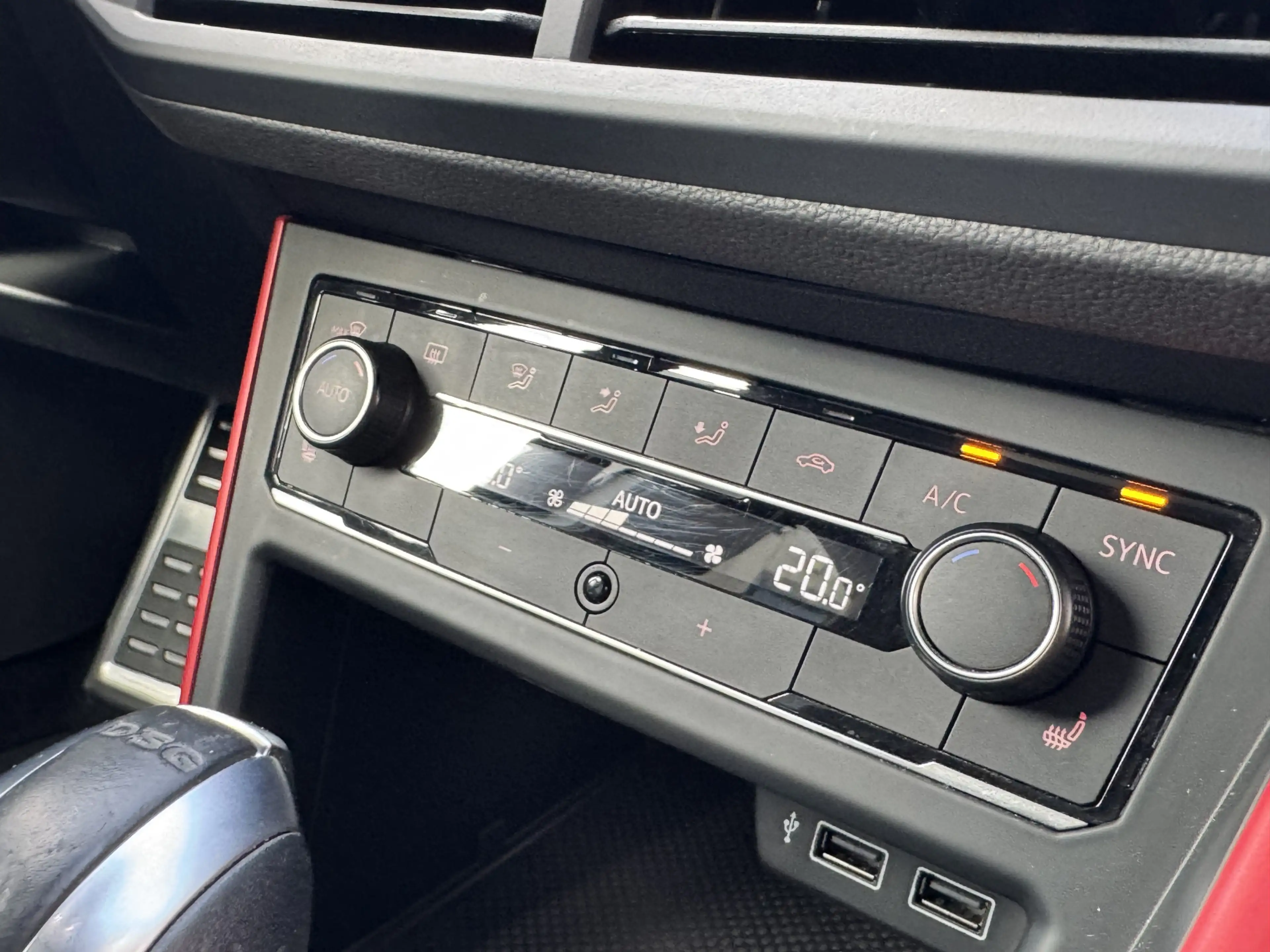 Volkswagen Polo GTI 2.0 TSI 200pk DSG / Aut. Panoramadak Virtual Beats — photo 26