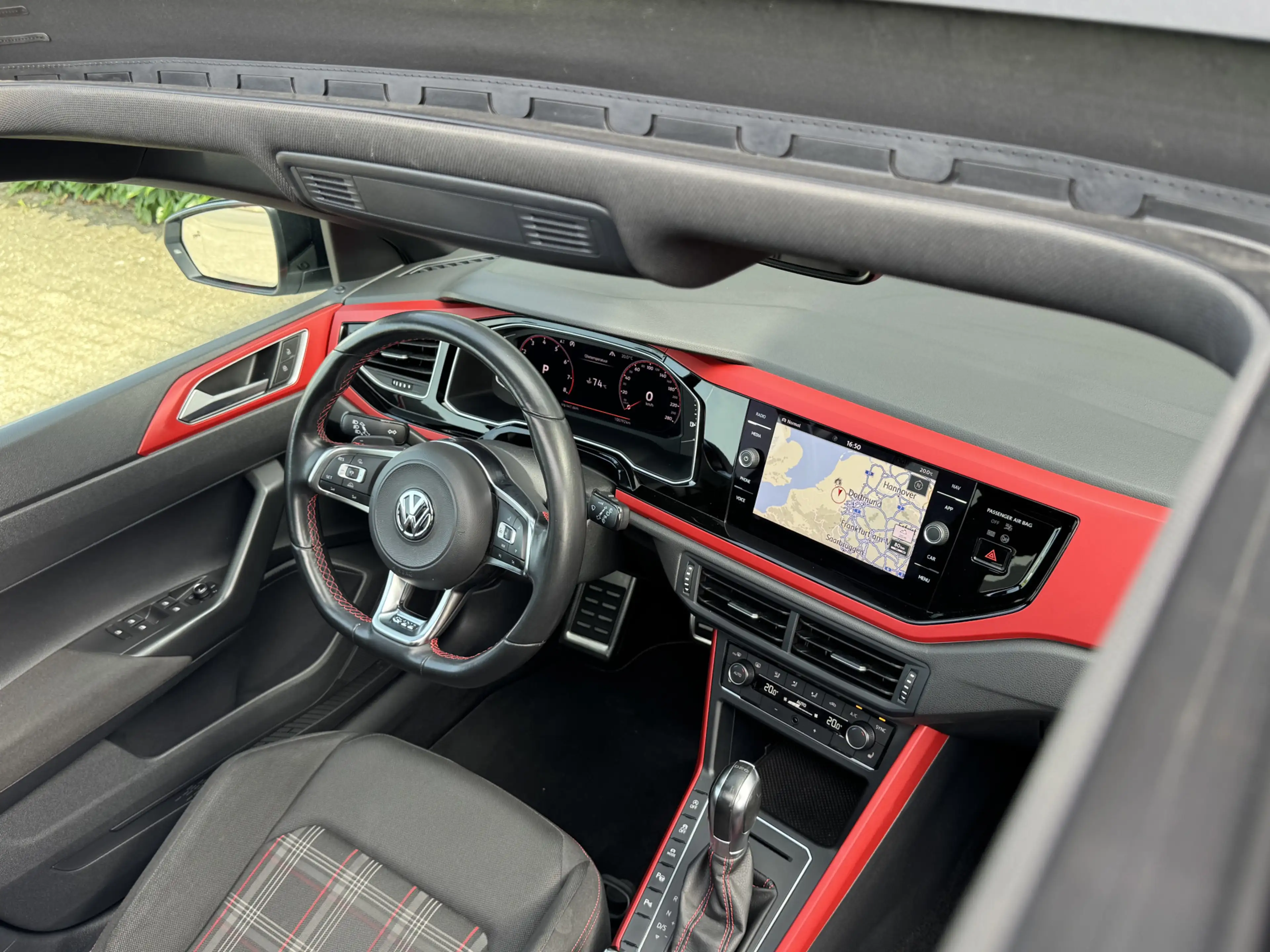 Volkswagen Polo GTI 2.0 TSI 200pk DSG / Aut. Panoramadak Virtual Beats — photo 31