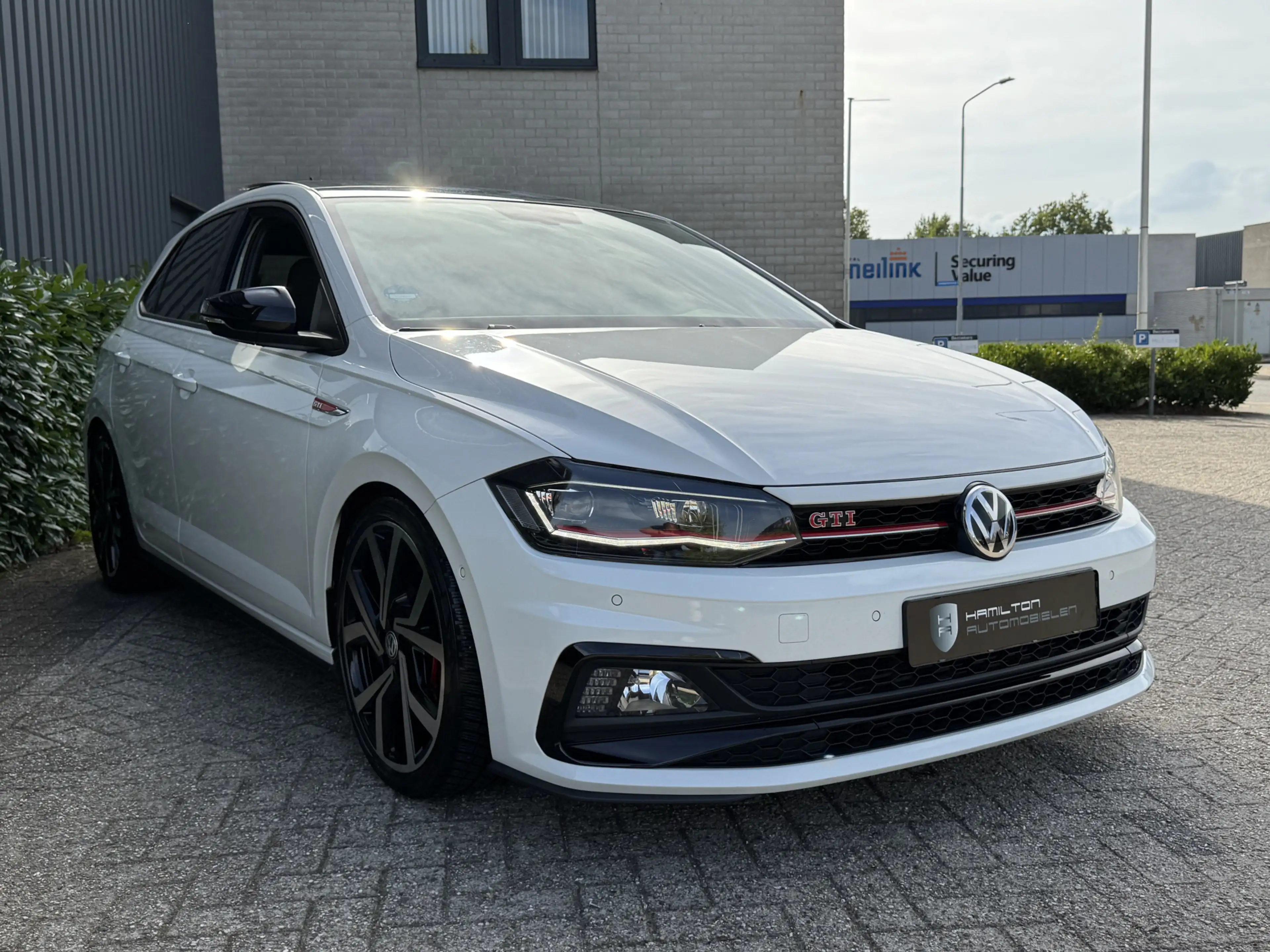 Volkswagen Polo GTI 2.0 TSI 200pk DSG / Aut. Panoramadak Virtual Beats — photo 32