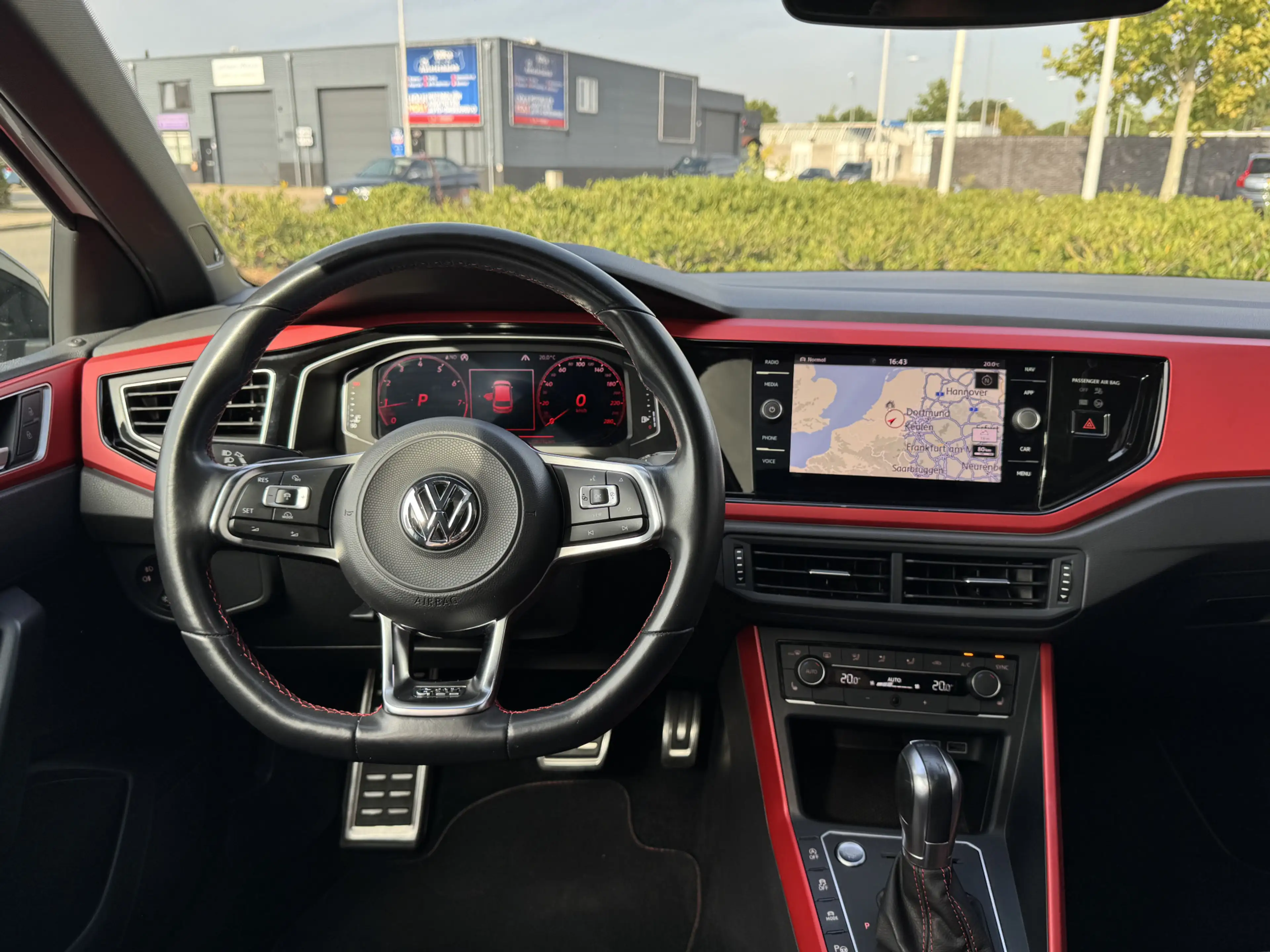 Volkswagen Polo GTI 2.0 TSI 200pk DSG / Aut. Panoramadak Virtual Beats — photo 16