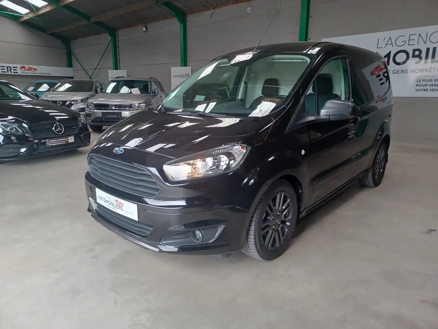 Ford Transit Courier 1.0 EcoBoost Sport Siyah - 1