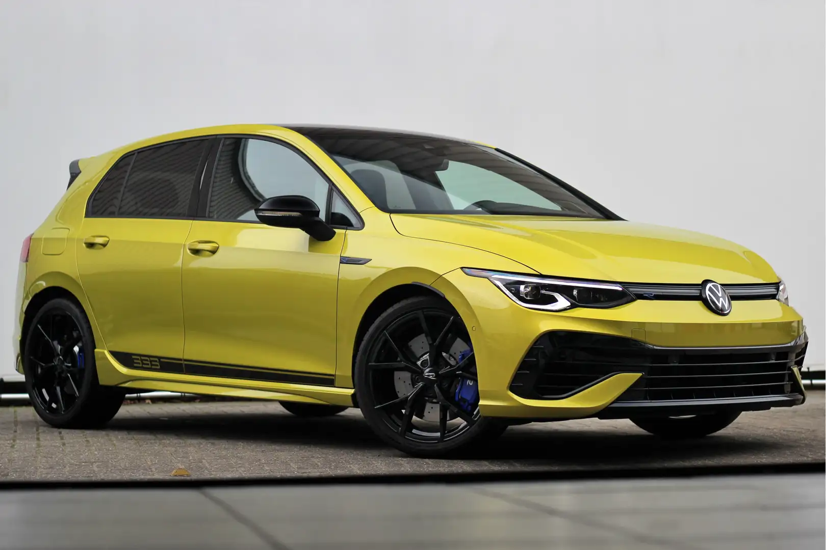 Volkswagen Golf R 2.0 TSI R 4Motion | 333 Limited Edition | BTW | Ni Yellow - 2