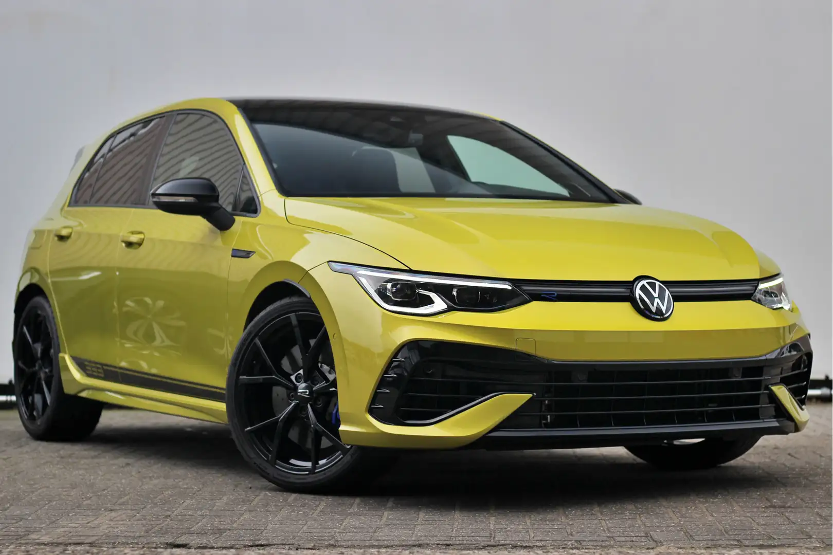 Volkswagen Golf R 2.0 TSI R 4Motion | 333 Limited Edition | BTW | Ni Yellow - 1