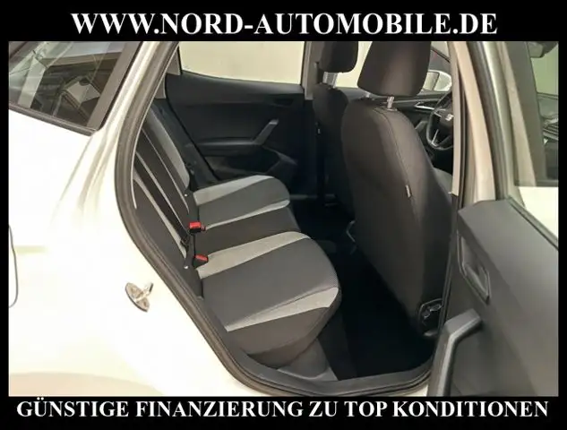 SEAT Ibiza view 18
