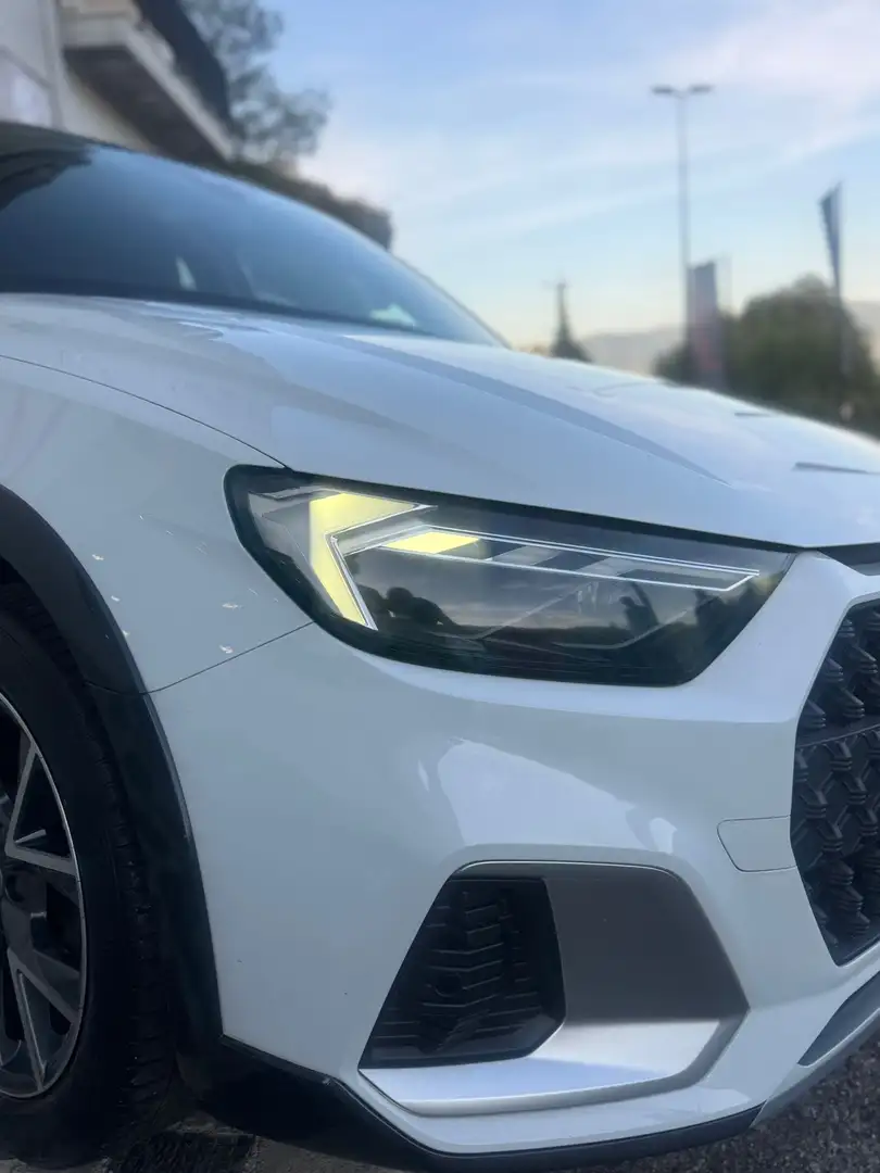 Audi A1 A1 Citycarver 30 1.0 tfsi Identity Contrast 116cv Weiß - 2