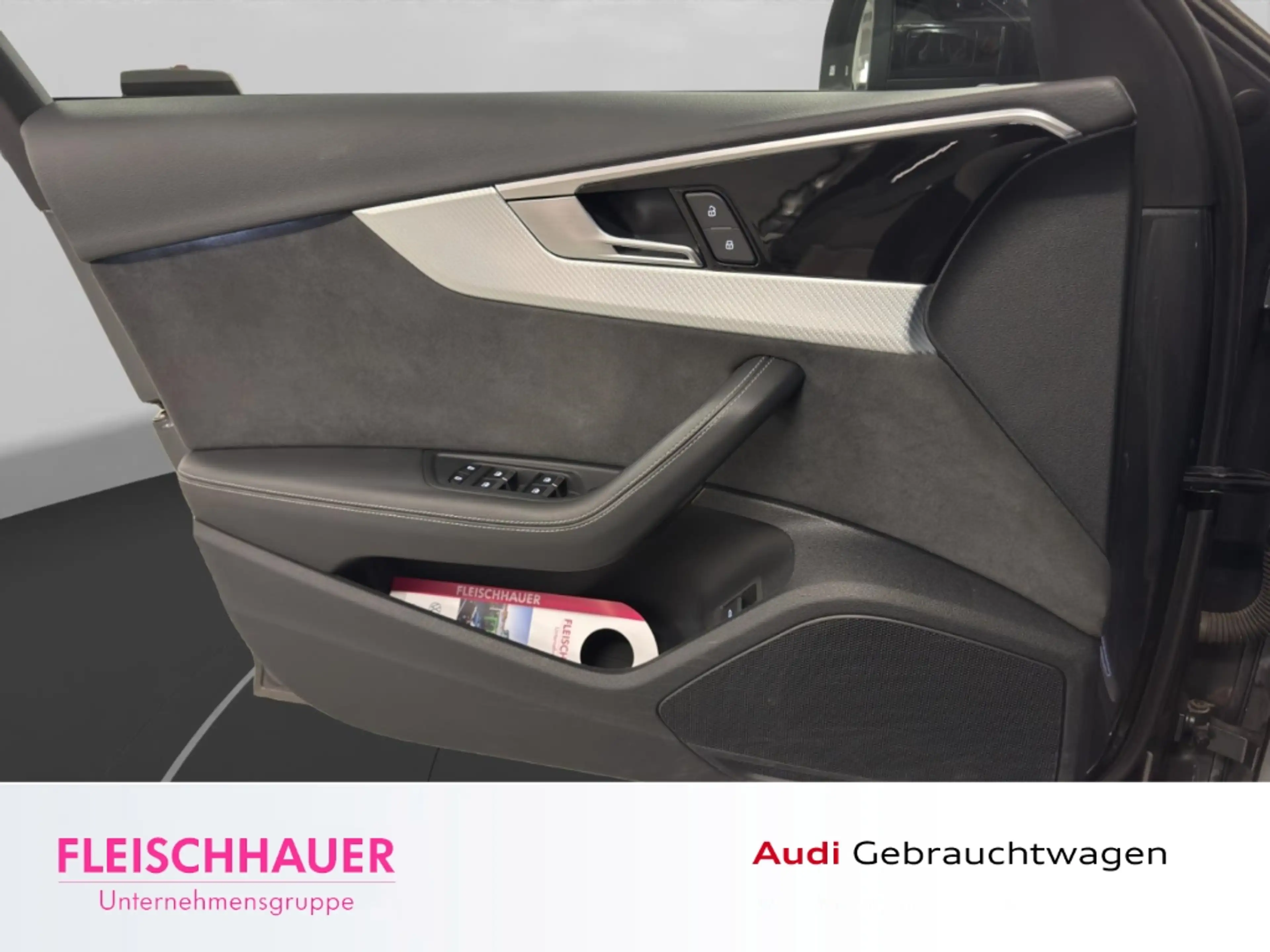 Audi RS4 Avant 2.9 TFSI quattro Navi+LED+Pano+HUD+Alarm — photo 12