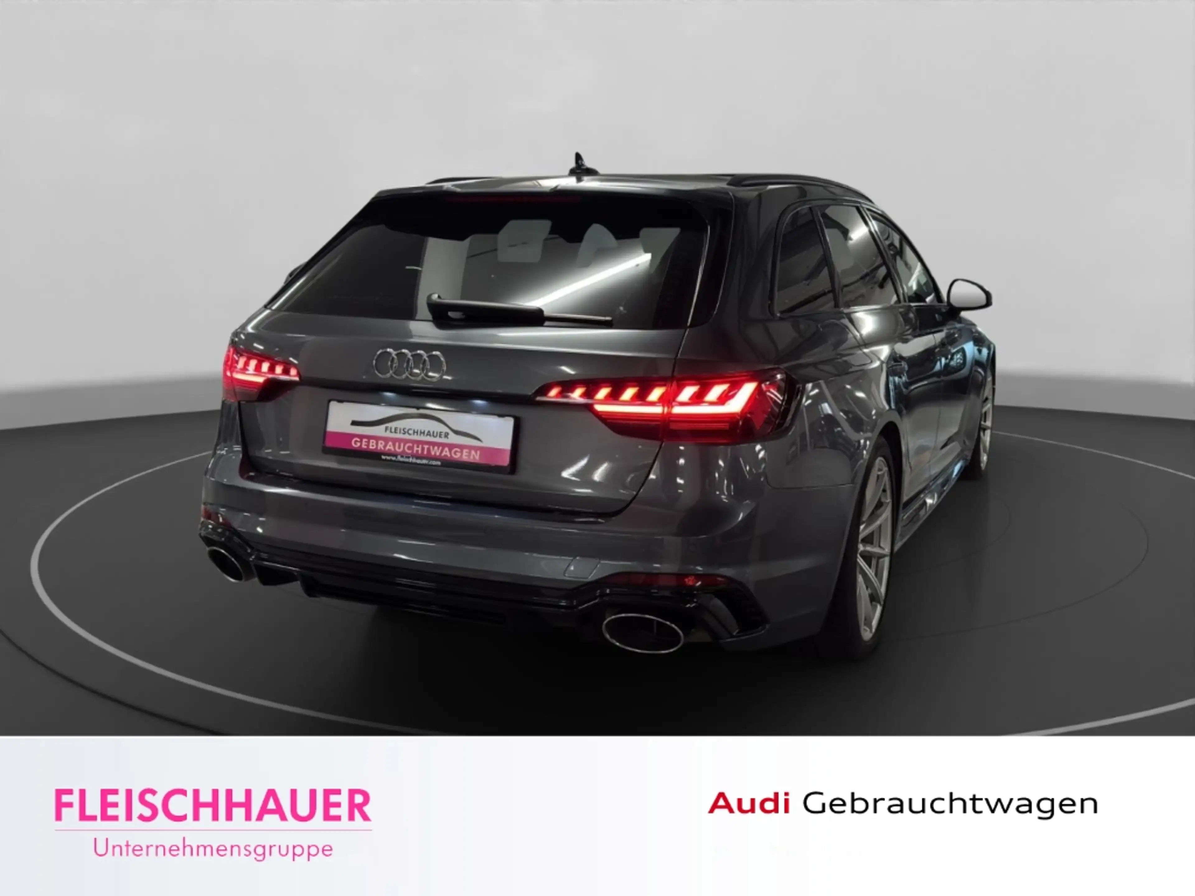 Audi RS4 Avant 2.9 TFSI quattro Navi+LED+Pano+HUD+Alarm — photo 6
