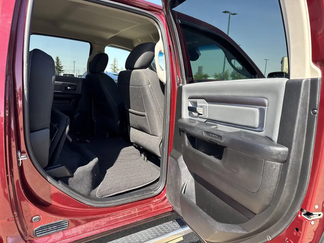 RAM 1500 снимка RAM 1500