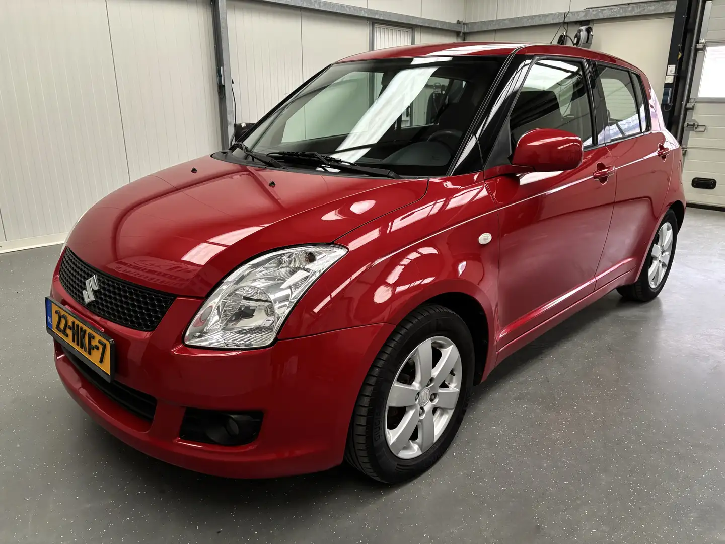 Suzuki Swift 1.3 Shogun LEUKE AUTO !! Rood - 2