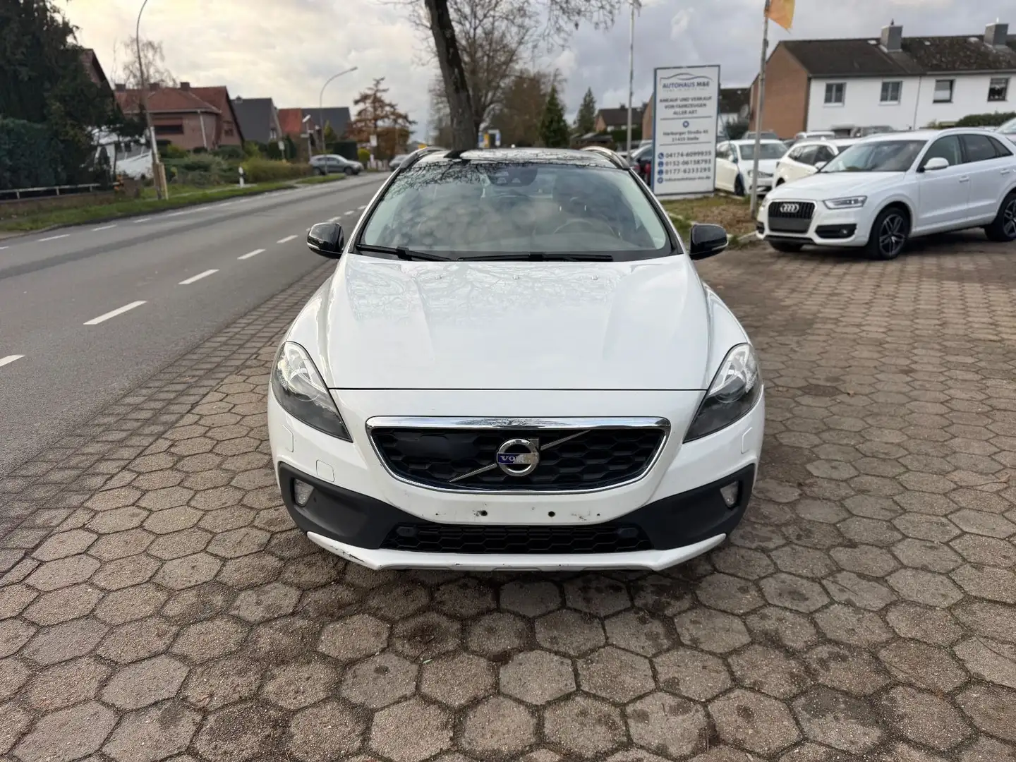 Volvo V40 Cross Country V40 D4 Cross Country 177PS*Leder+Pano+Bi-Xenon* Blanc - 2