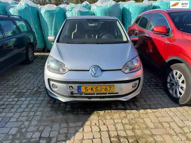 Volkswagen up! 1.0 high up! BlueMotion / AIRCO / Motorschade / Ex