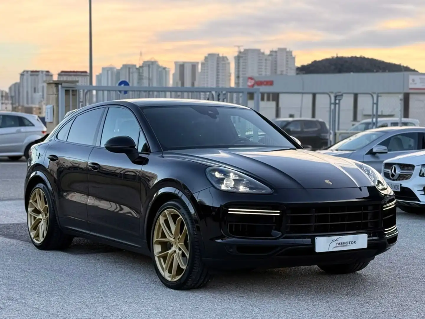 Porsche Cayenne Coupé Aut. Noir - 1