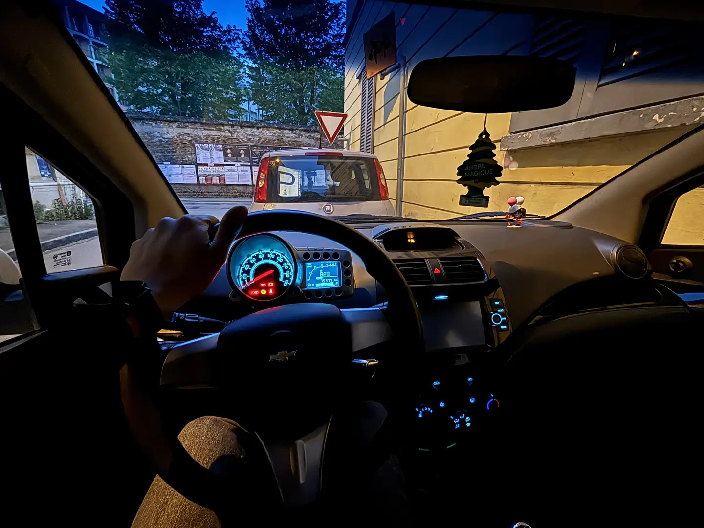 Chevrolet Spark 1.0 LS - 1