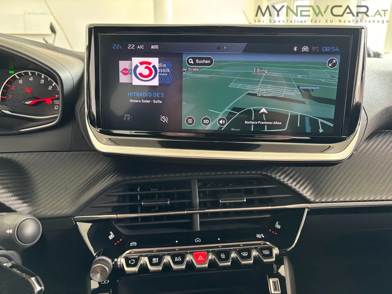 Peugeot 2008 Style PureTech NAVI/KAMERA/LED *NEU* 12