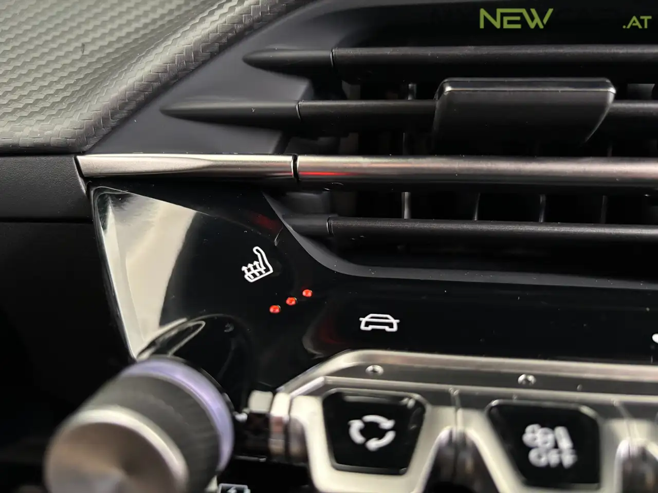 Peugeot 2008 Style PureTech NAVI/KAMERA/LED *NEU* 17