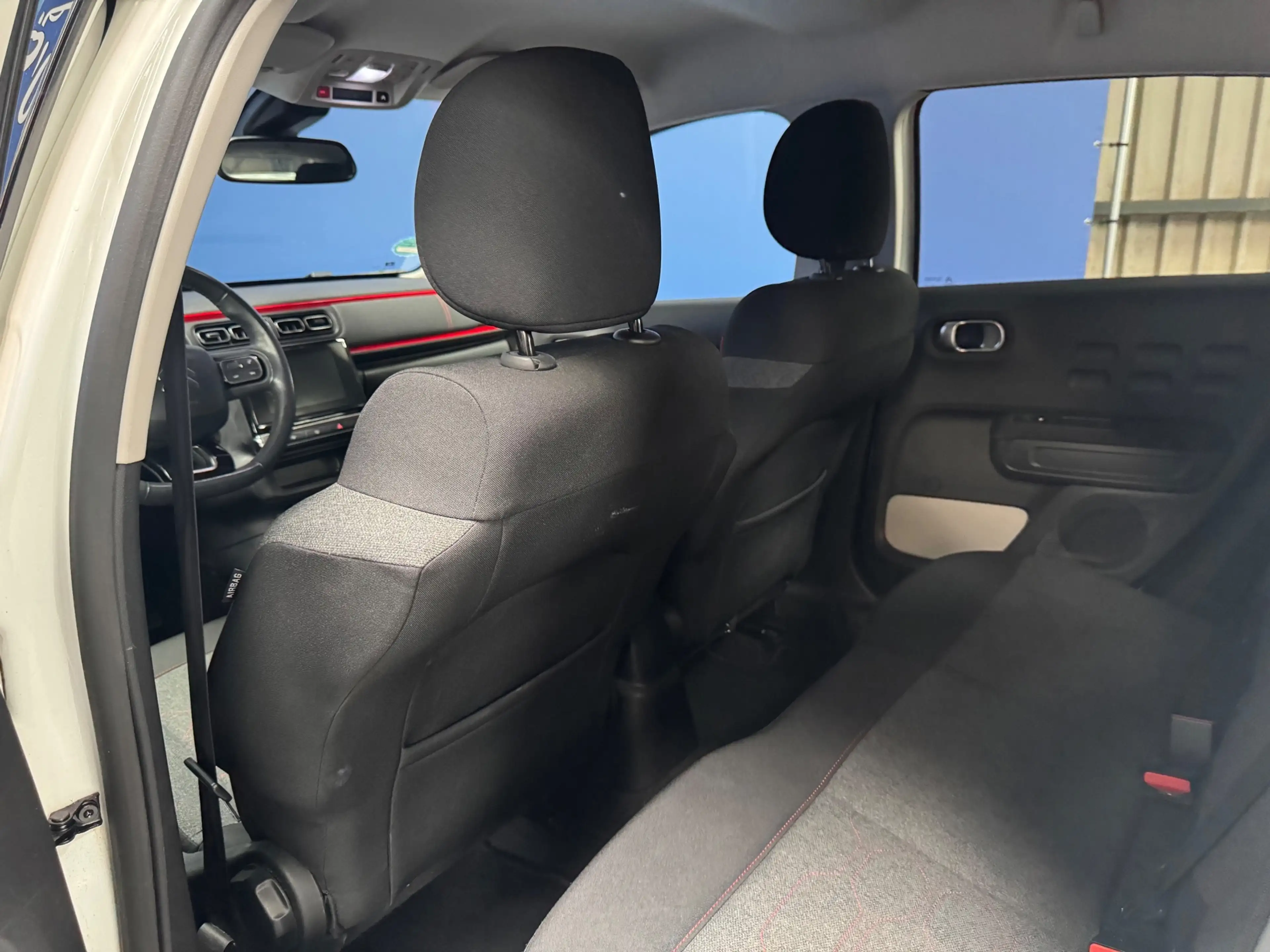 Citroen C3 1.2 PureTech Shine Nieuwe Apk — photo 15