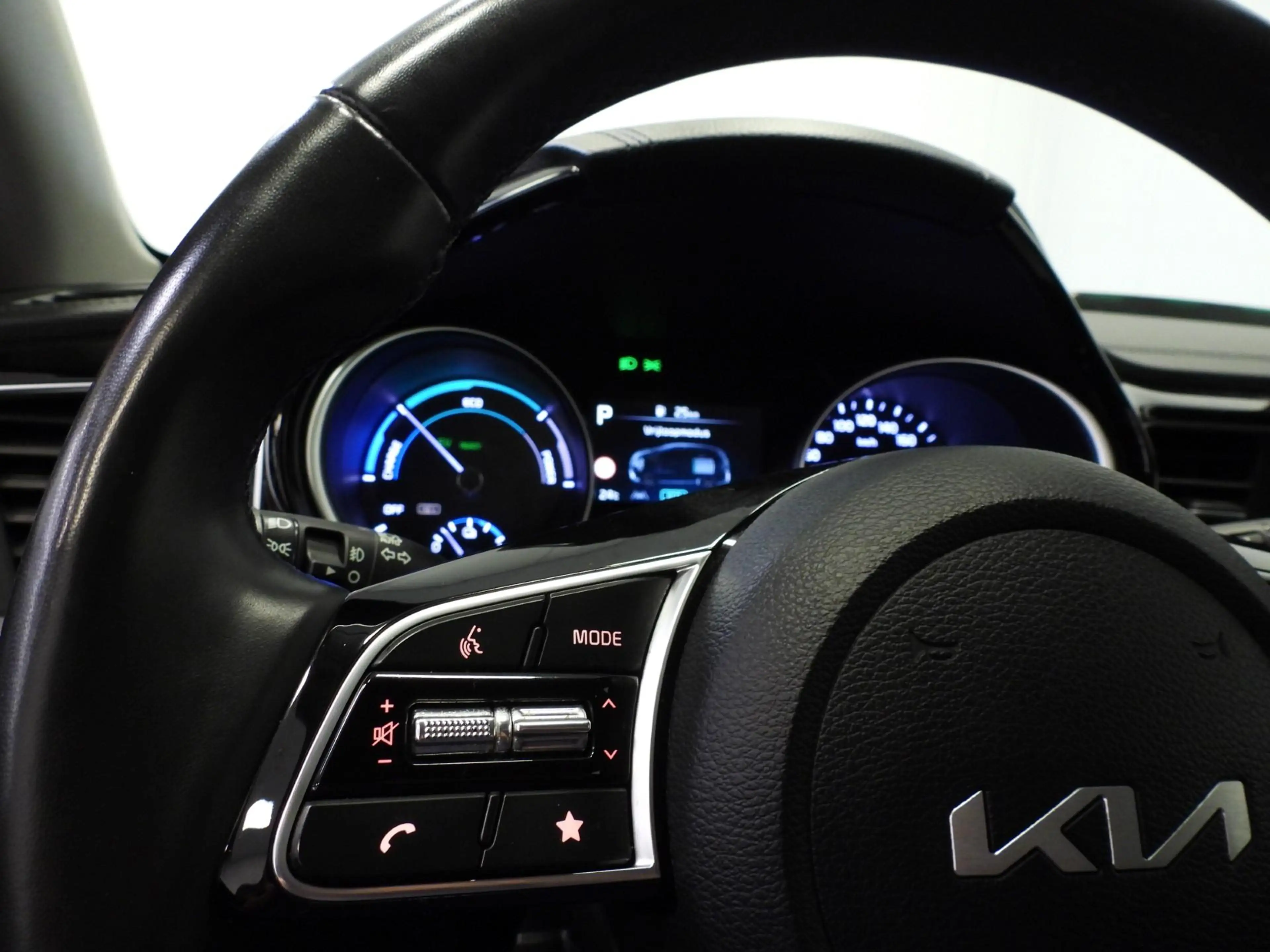 Kia Ceed SW / cee'd SW Sportswagon 1.6 GDI PHEV Plug-In DynamicPlusLine N — photo 14