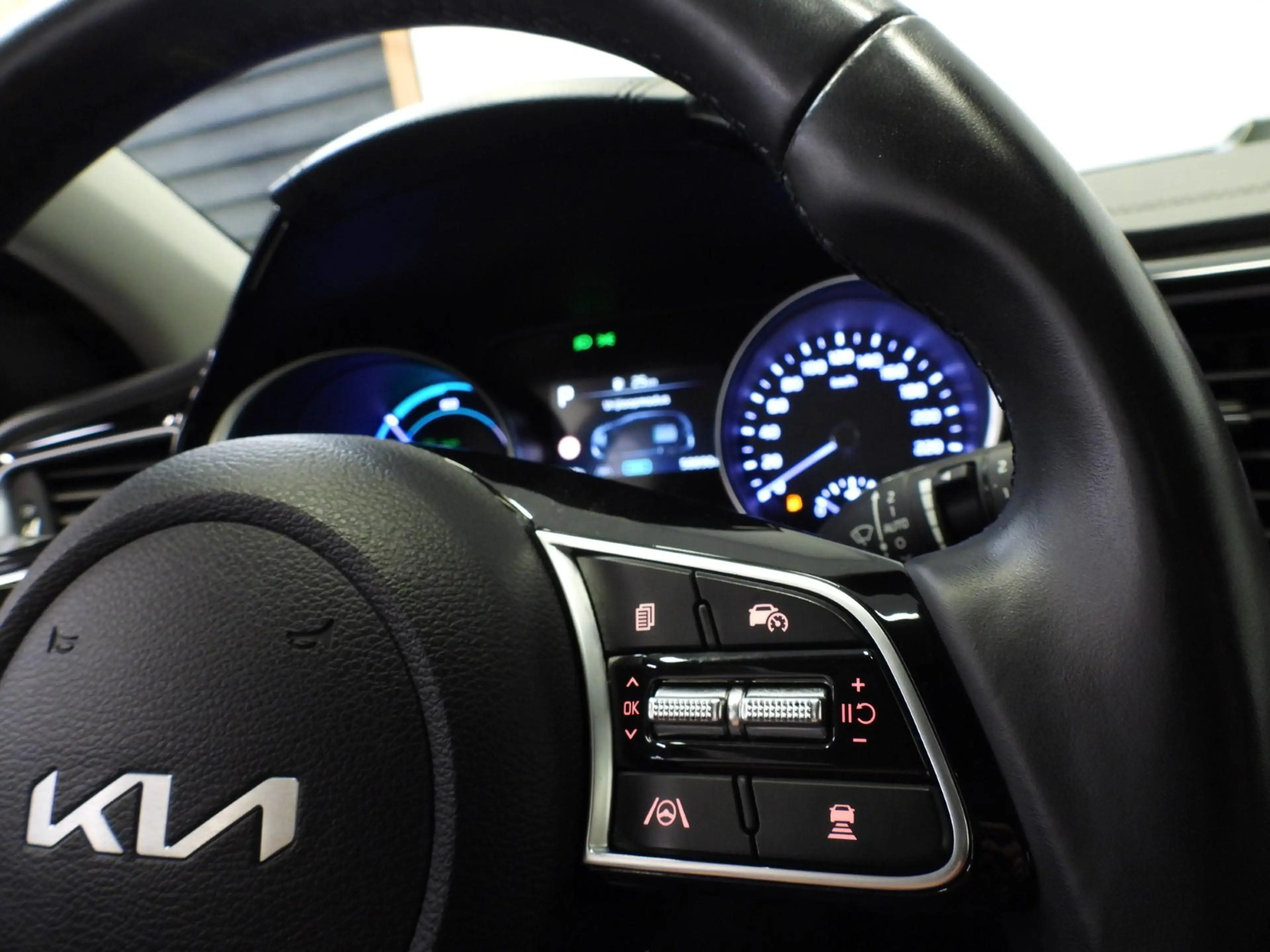 Kia Ceed SW / cee'd SW Sportswagon 1.6 GDI PHEV Plug-In DynamicPlusLine N — photo 15