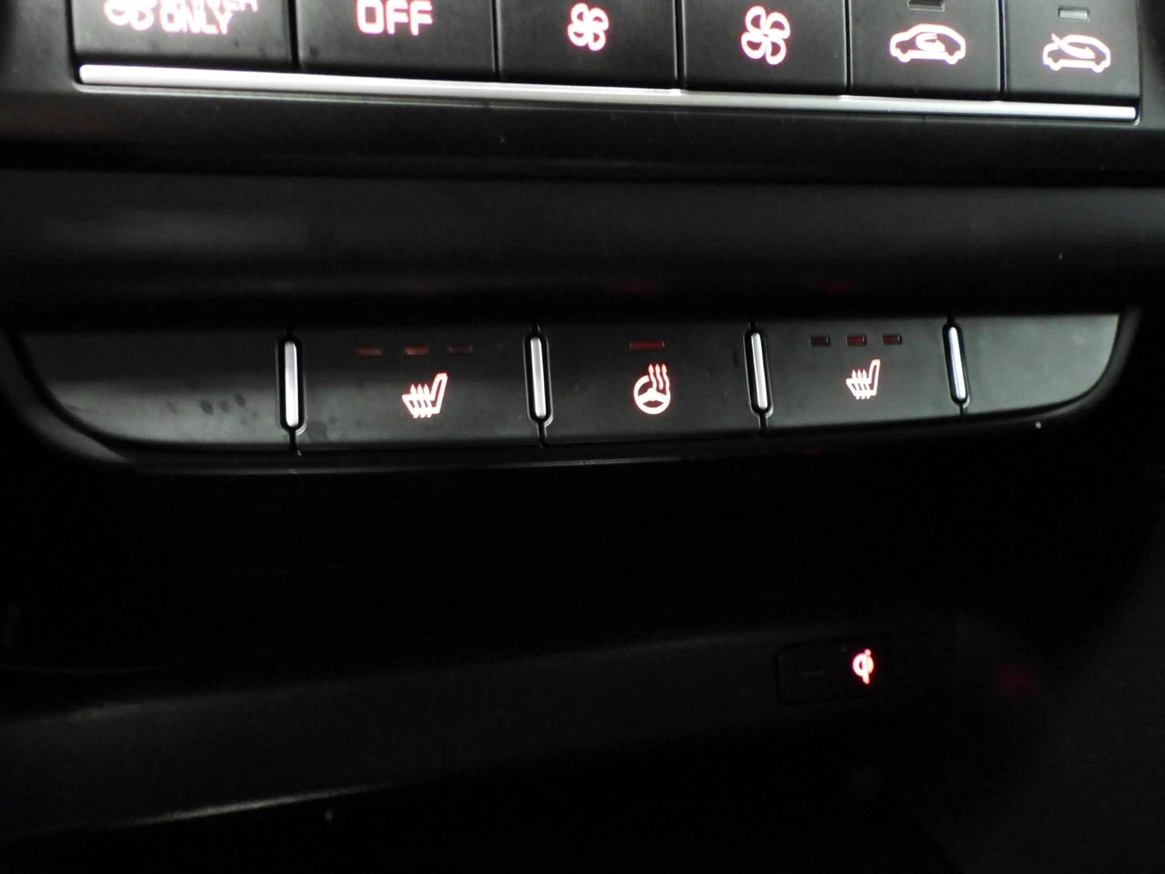 Kia Ceed SW / cee'd SW Sportswagon 1.6 GDI PHEV Plug-In DynamicPlusLine N — photo 22