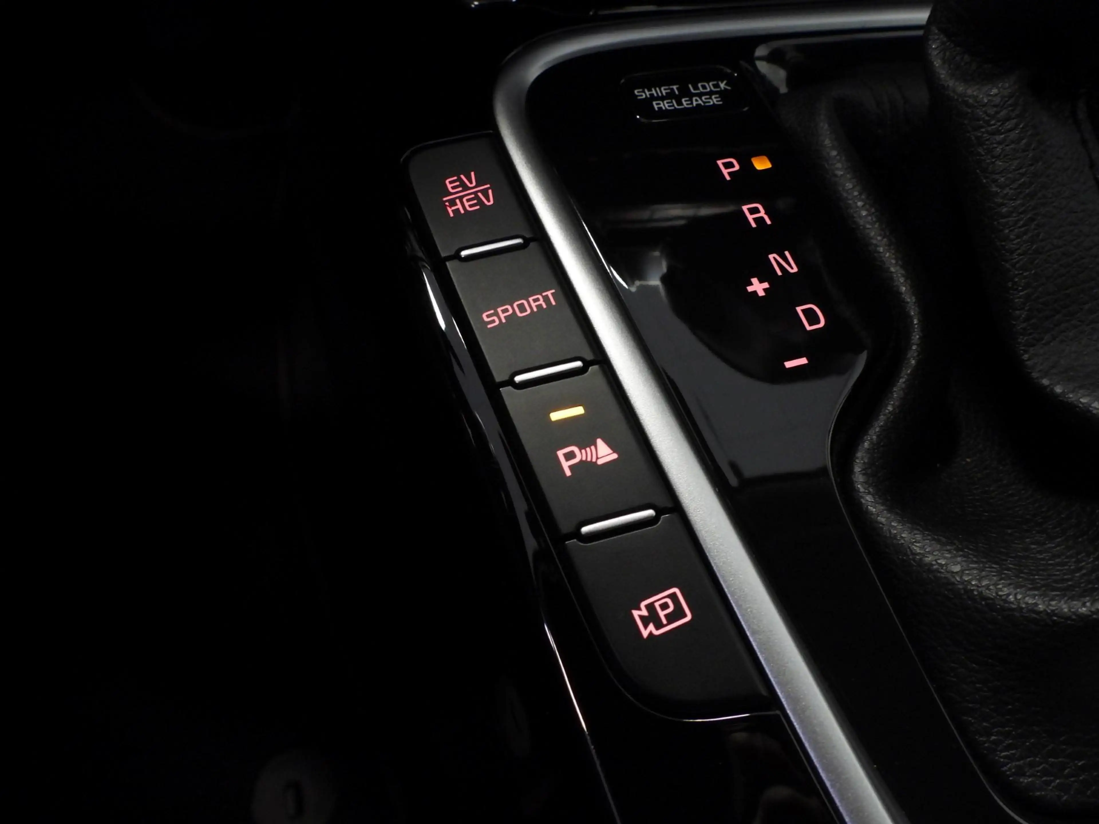 Kia Ceed SW / cee'd SW Sportswagon 1.6 GDI PHEV Plug-In DynamicPlusLine N — photo 21