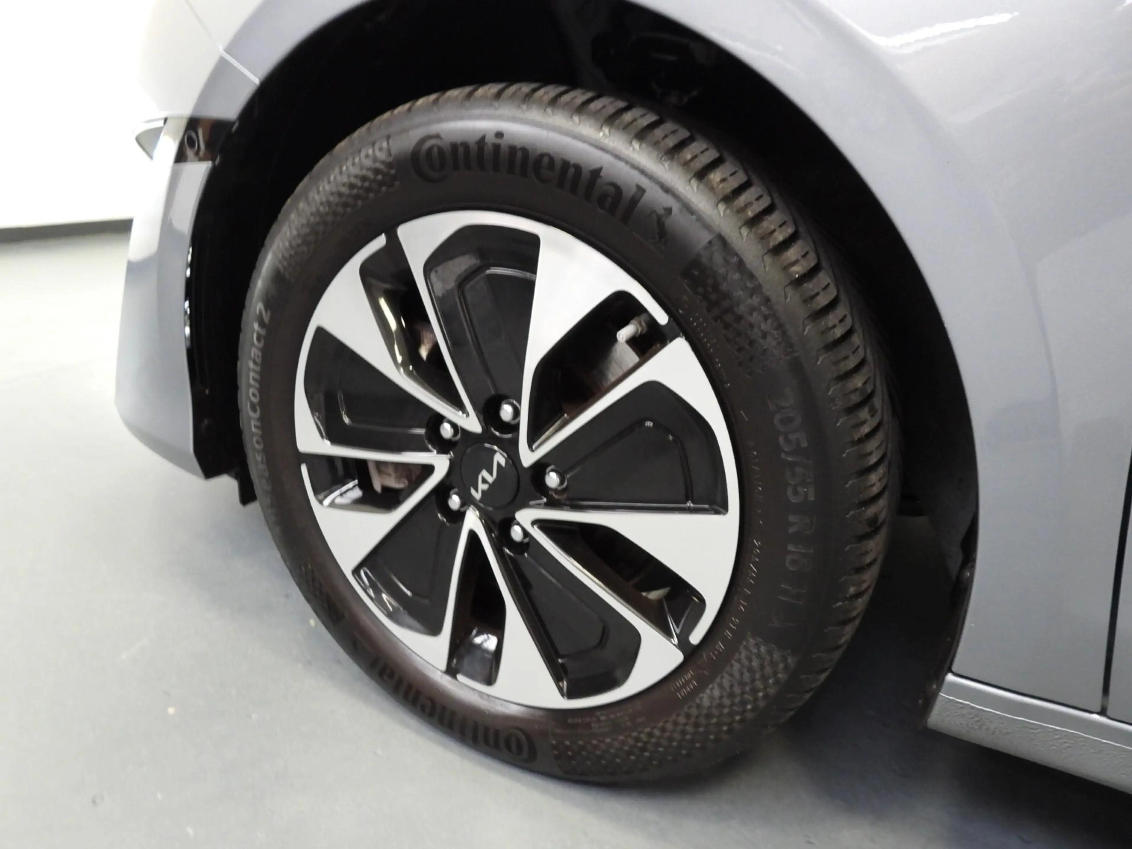 Kia Ceed SW / cee'd SW Sportswagon 1.6 GDI PHEV Plug-In DynamicPlusLine N — photo 39
