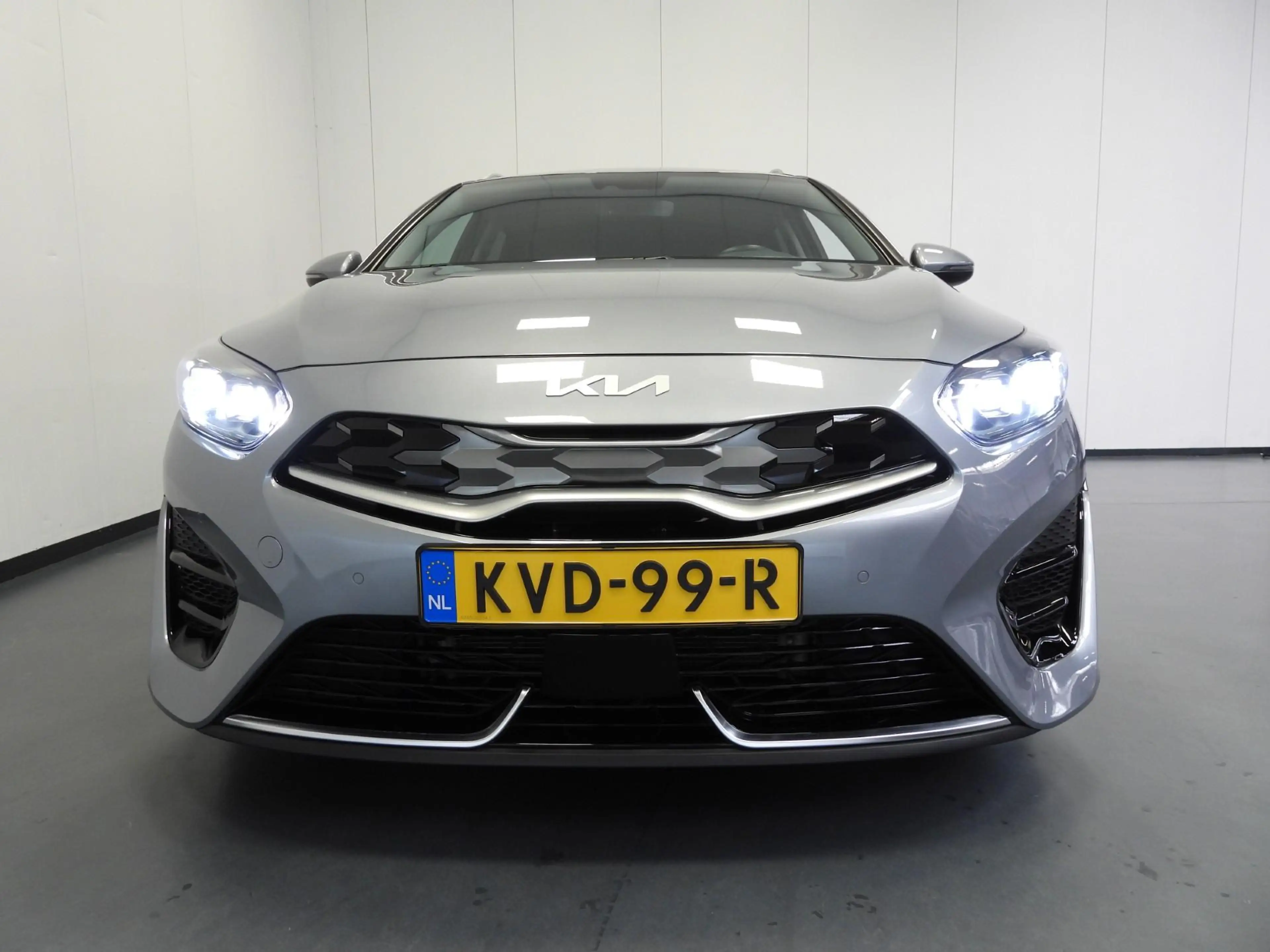 Kia Ceed SW / cee'd SW Sportswagon 1.6 GDI PHEV Plug-In DynamicPlusLine N — photo 42